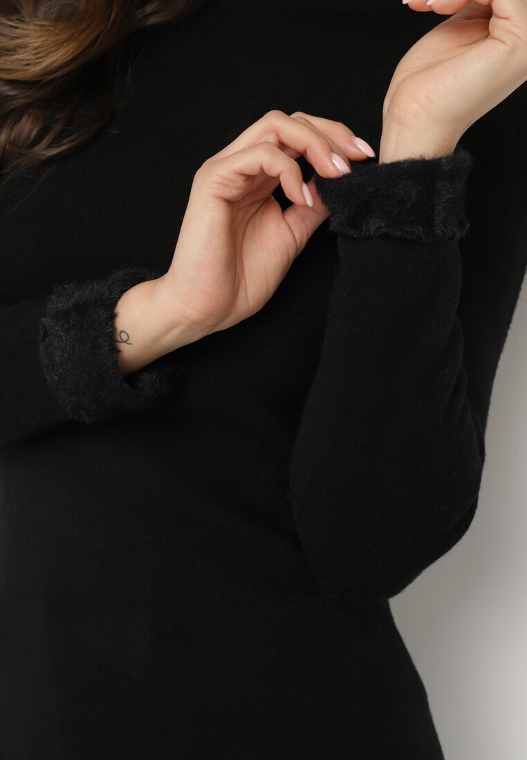 j&x Pulover Negru cu Lână și Volănaș Decorativ la Decolteu Seanoria