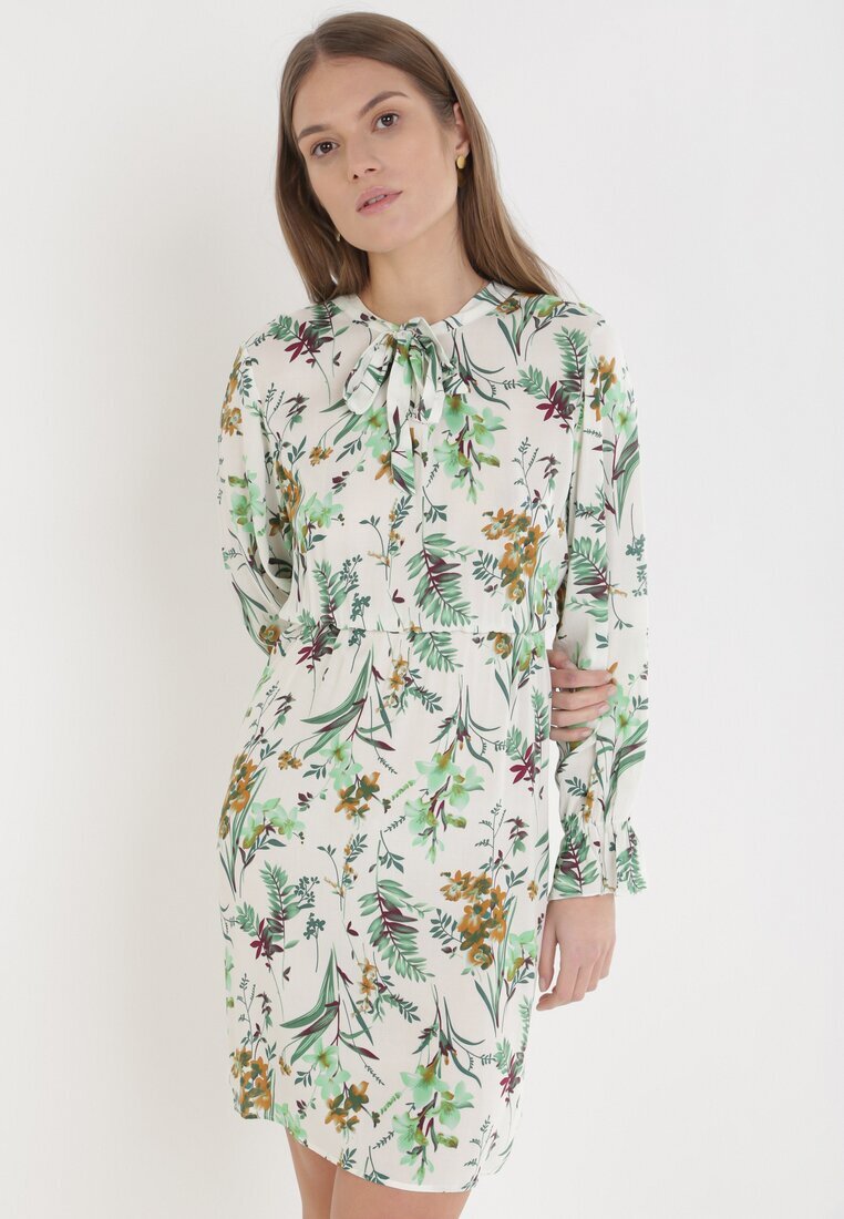 j&x Rochie Albă Ashinix