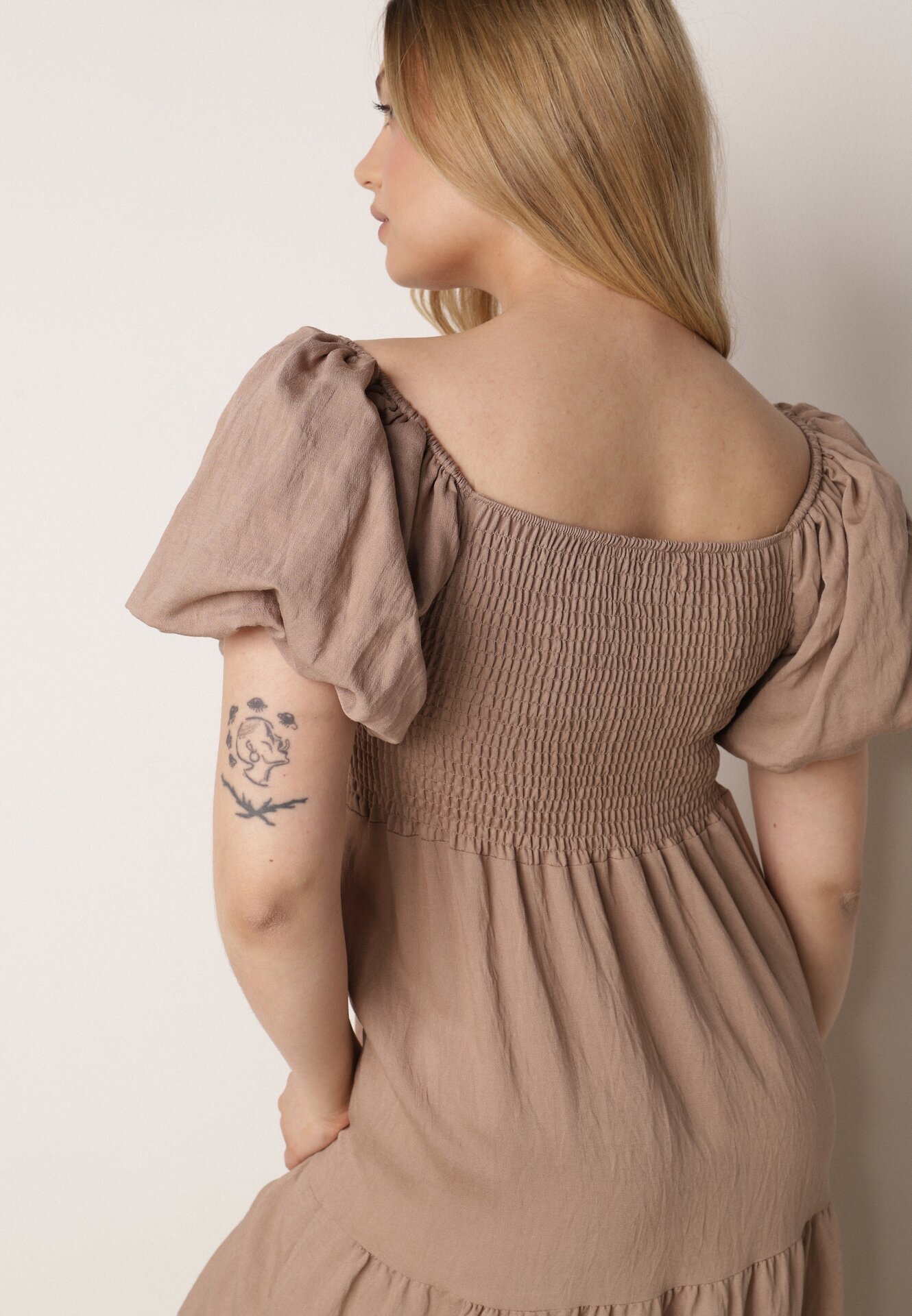 j&x Rochie Bej