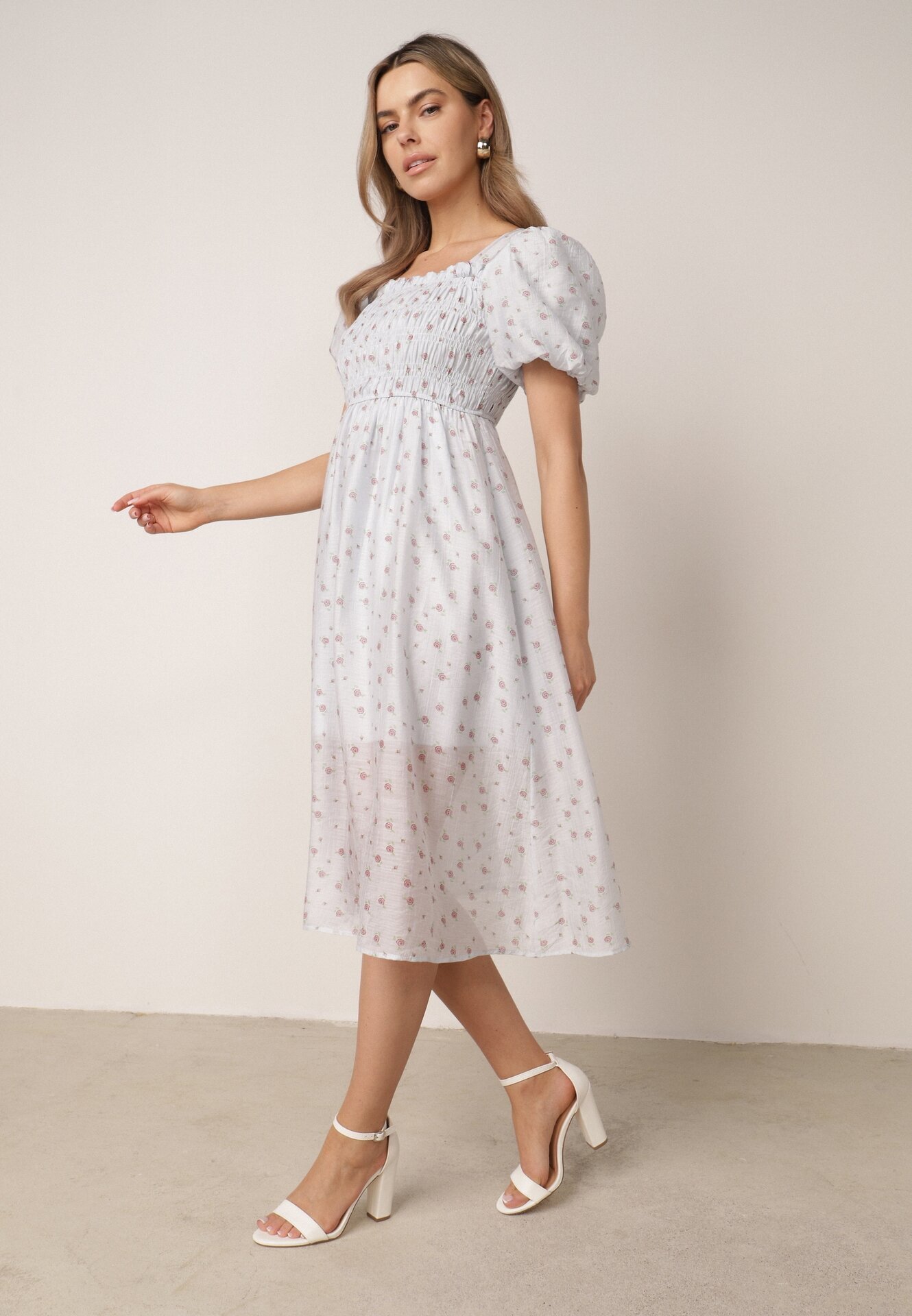 j&x Rochie cu flori din Tencel evazată cu mâneci bufante Viviare Albastră