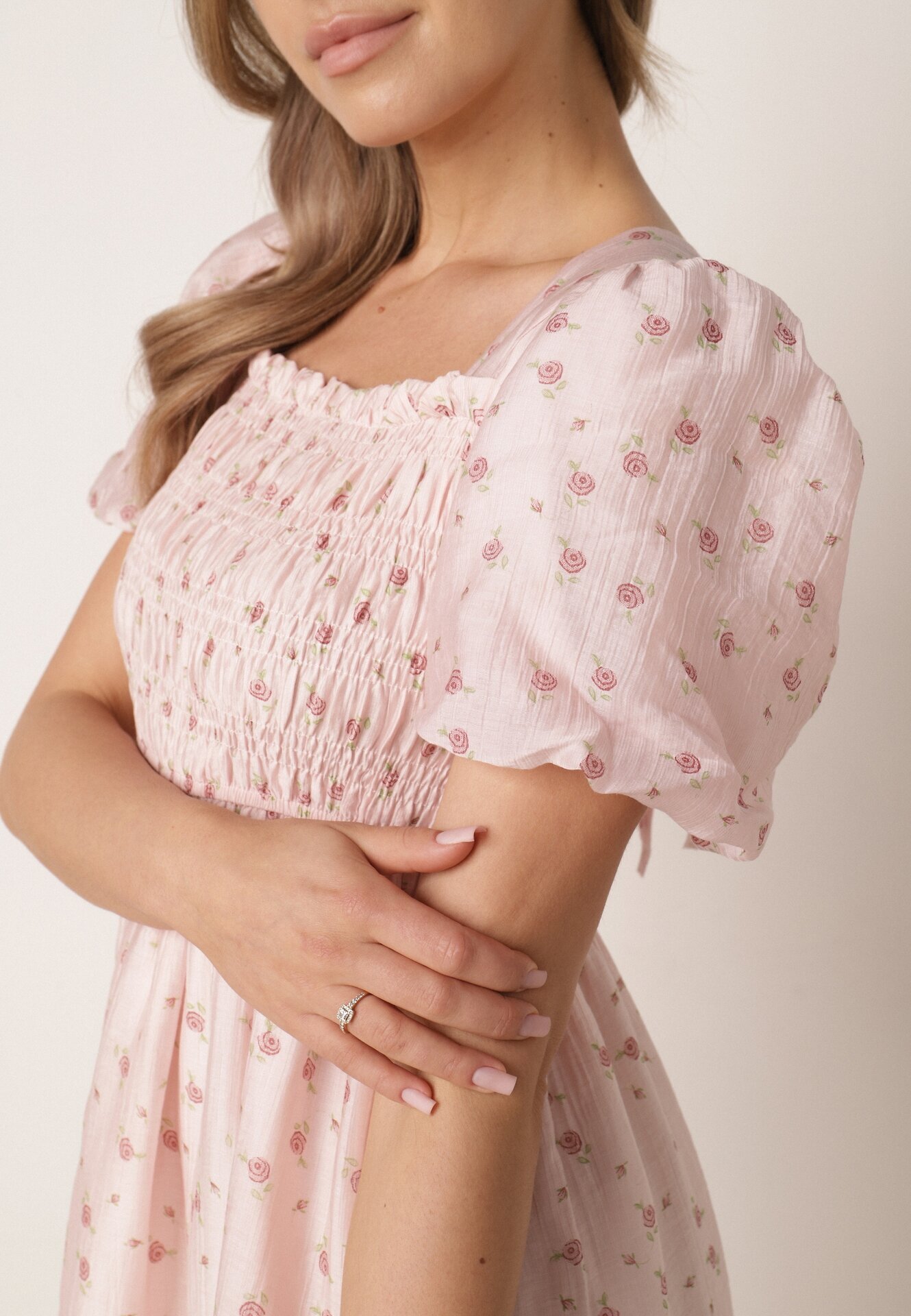 j&x Rochie cu flori din Tencel evazată cu mâneci bufante Viviare Roz