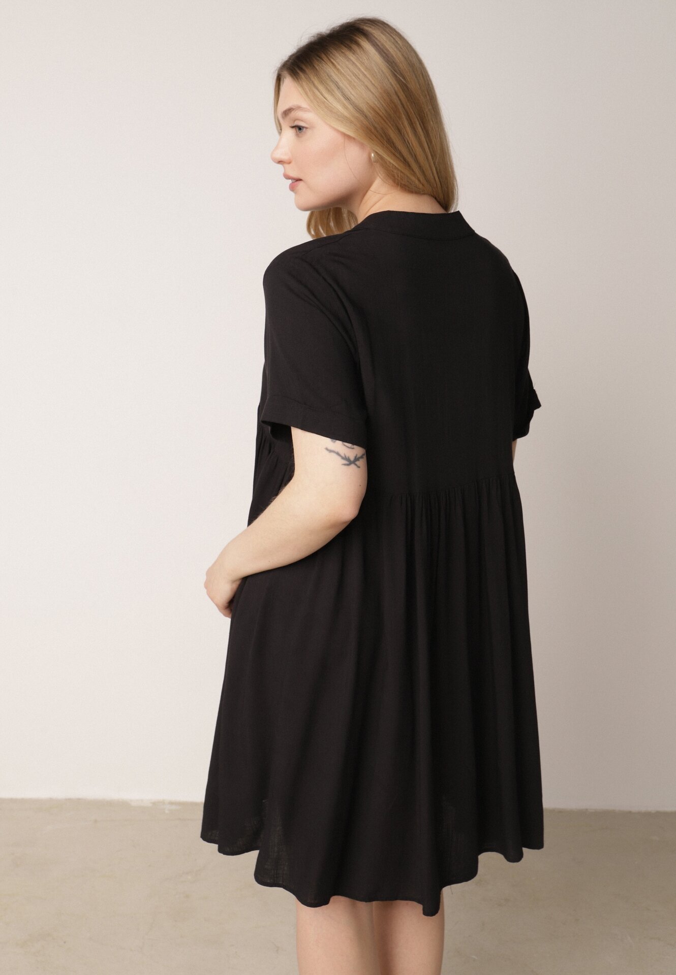 j&x Rochie Neagră