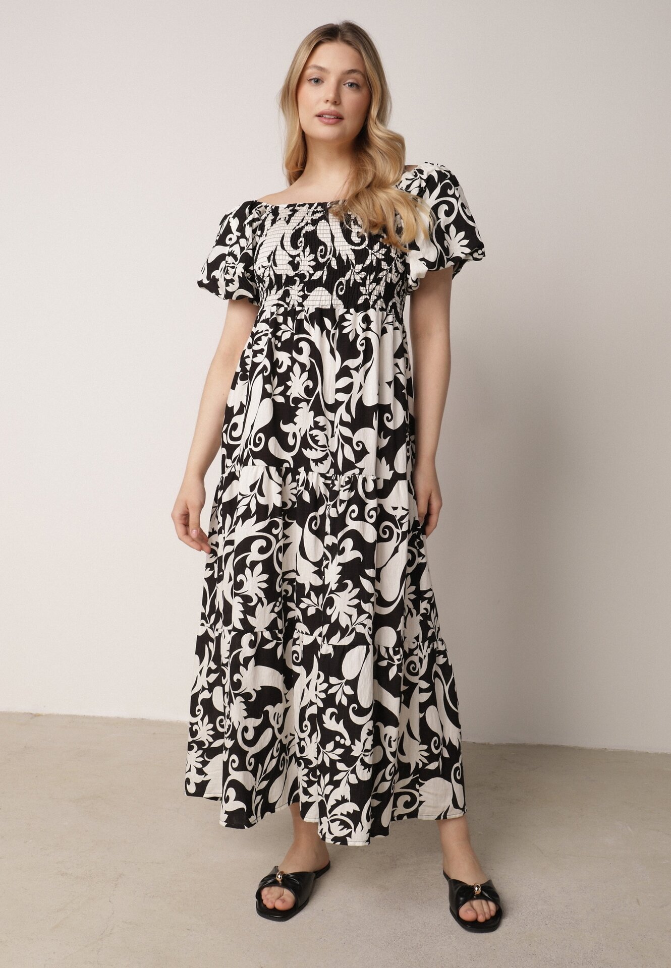 j&x Rochie Neagră