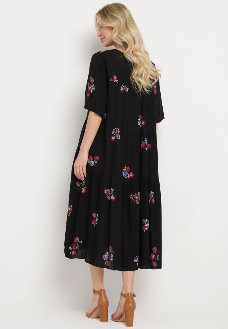 j&x Rochie Neagră de Vâscoză cu Croială Cloș și Mânecă Scurtă Givinia