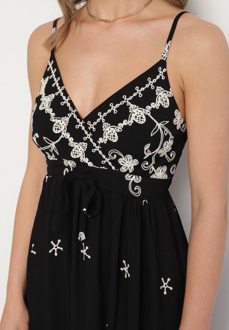 j&x Rochie neagră din Viscoză Decorată cu Broderii Lunireia