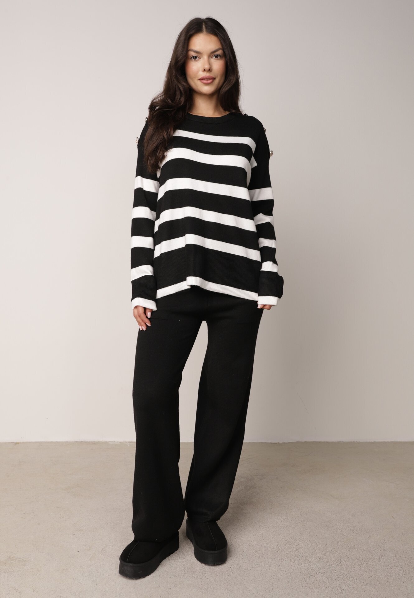 j&x Set tricot cu bumbac pulover în dungi cu nasturi decorativi și pantaloni Tiuves Negru