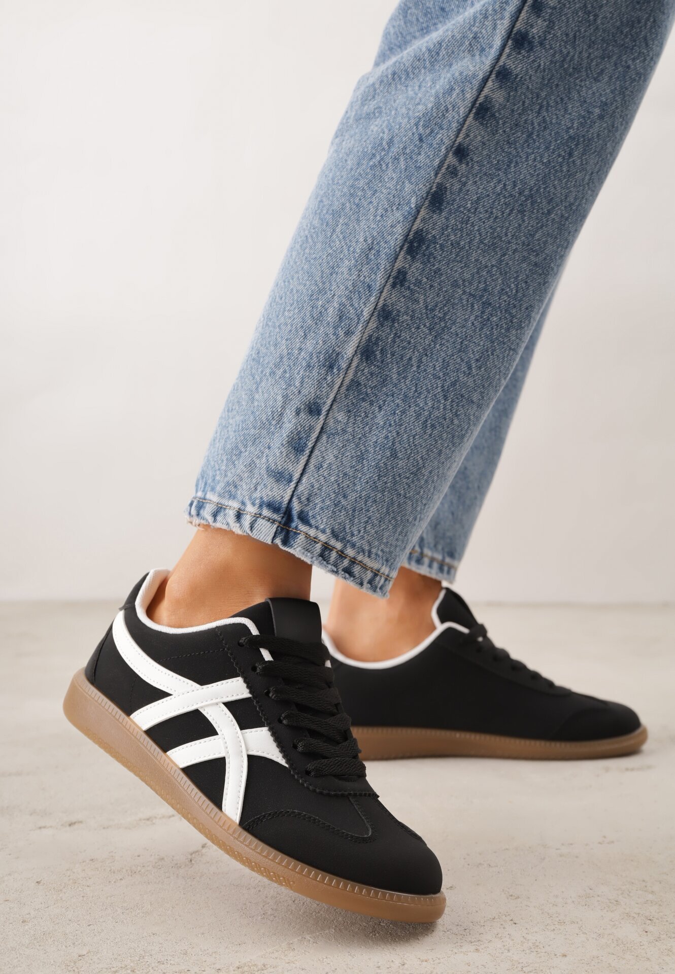 jumelle Adidași Negri pe talpă de cauciuc cu model geometric Sewtila
