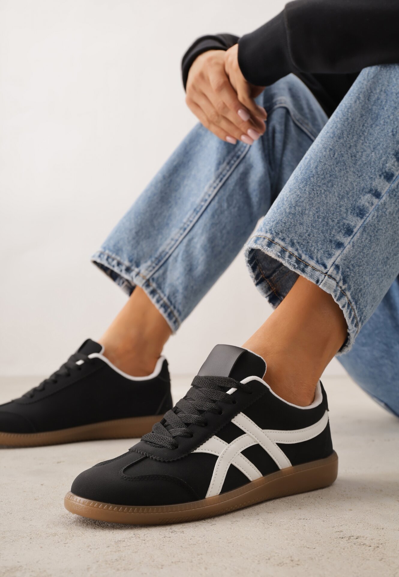 jumelle Adidași Negri pe talpă de cauciuc cu model geometric Sewtila