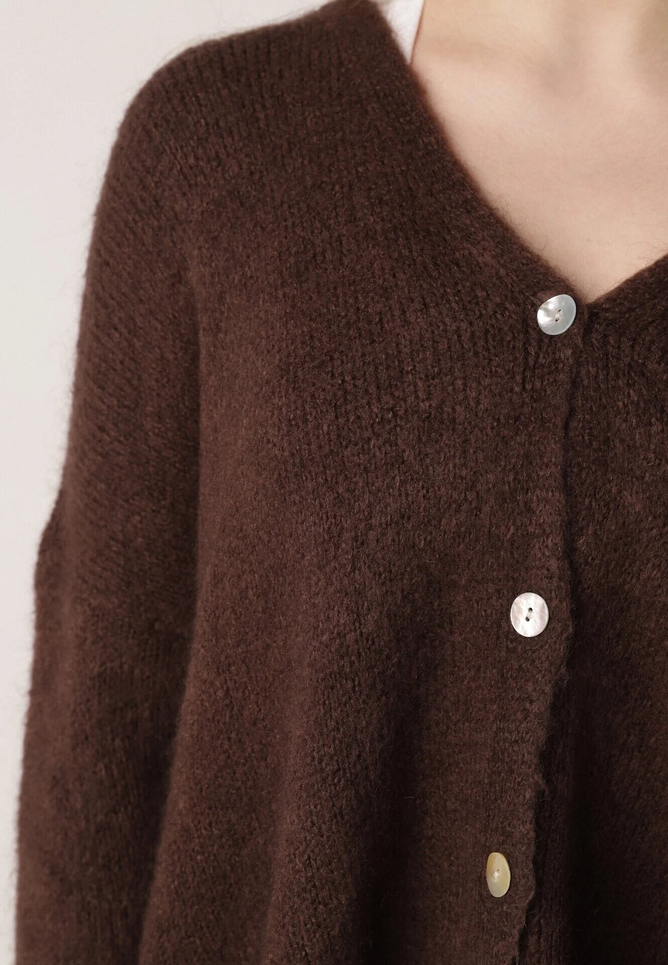 jumelle Cardigan Maro cu decolteu în V din tricot cu lână și mohair Lismio