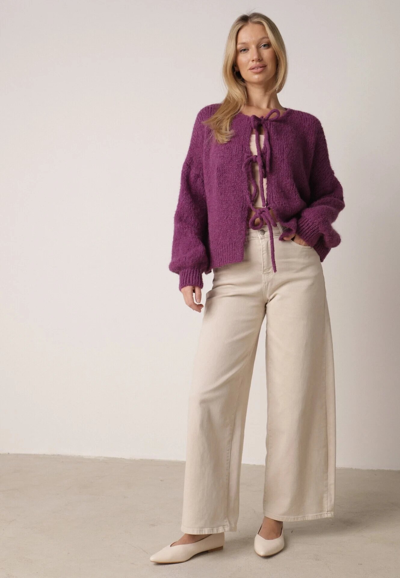 jumelle Cardigan Mov Oversize cu Lână Decorat cu Fundițe Eleathalie