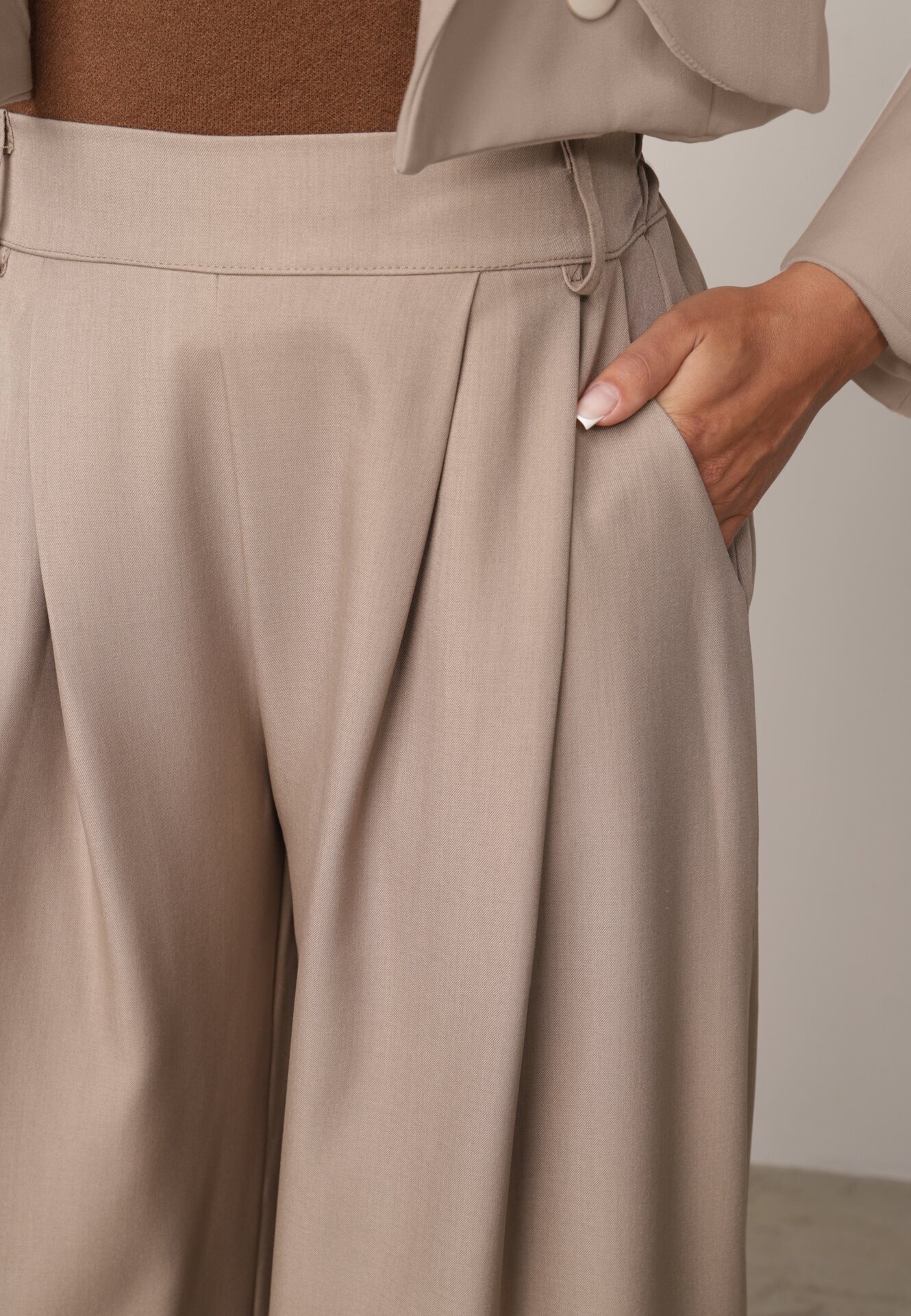 jumelle Pantaloni Maro deschis stil Palazzo cu buzunare oblice Adivena
