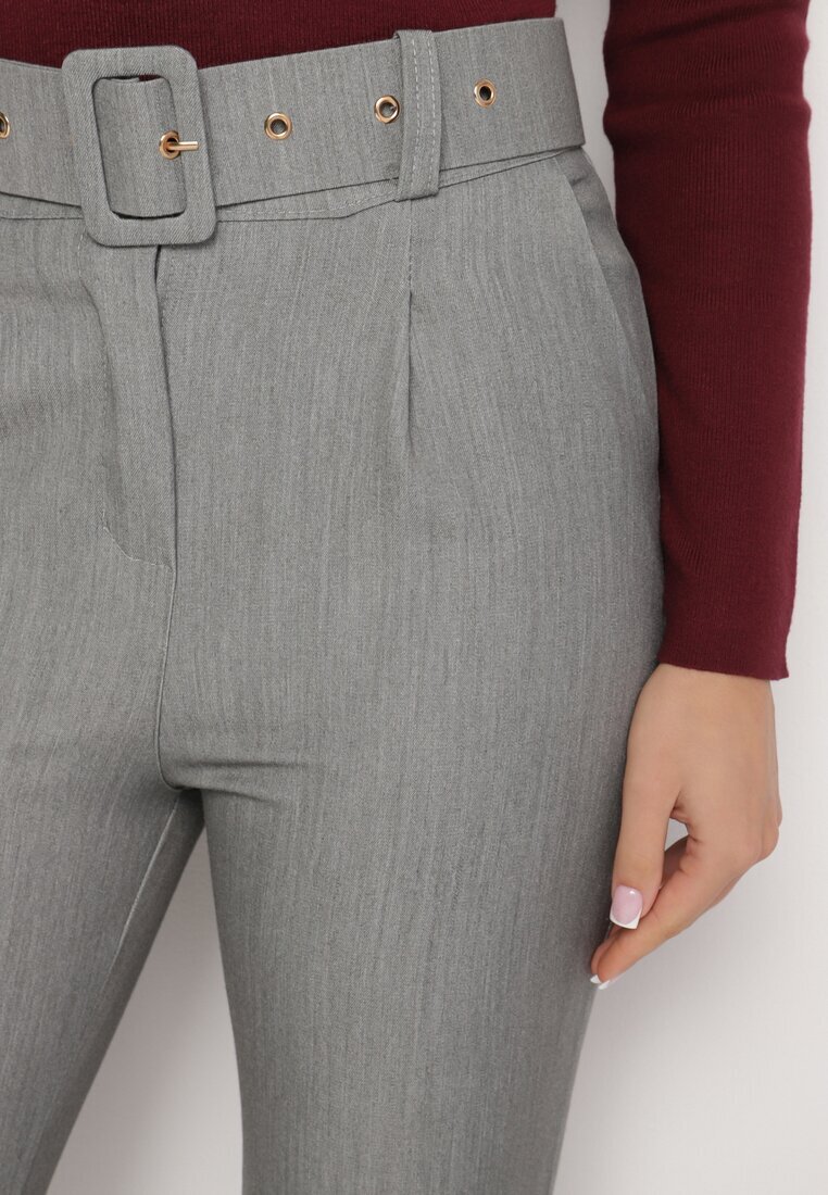 lily rose Pantaloni Gri De Costum Cu Viscoză Decorați Cu O Curea Lată Atteriana