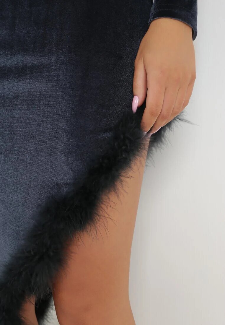 lily rose Rochie Asimetrică Bleumarin din Velur cu Pene Ganzoria