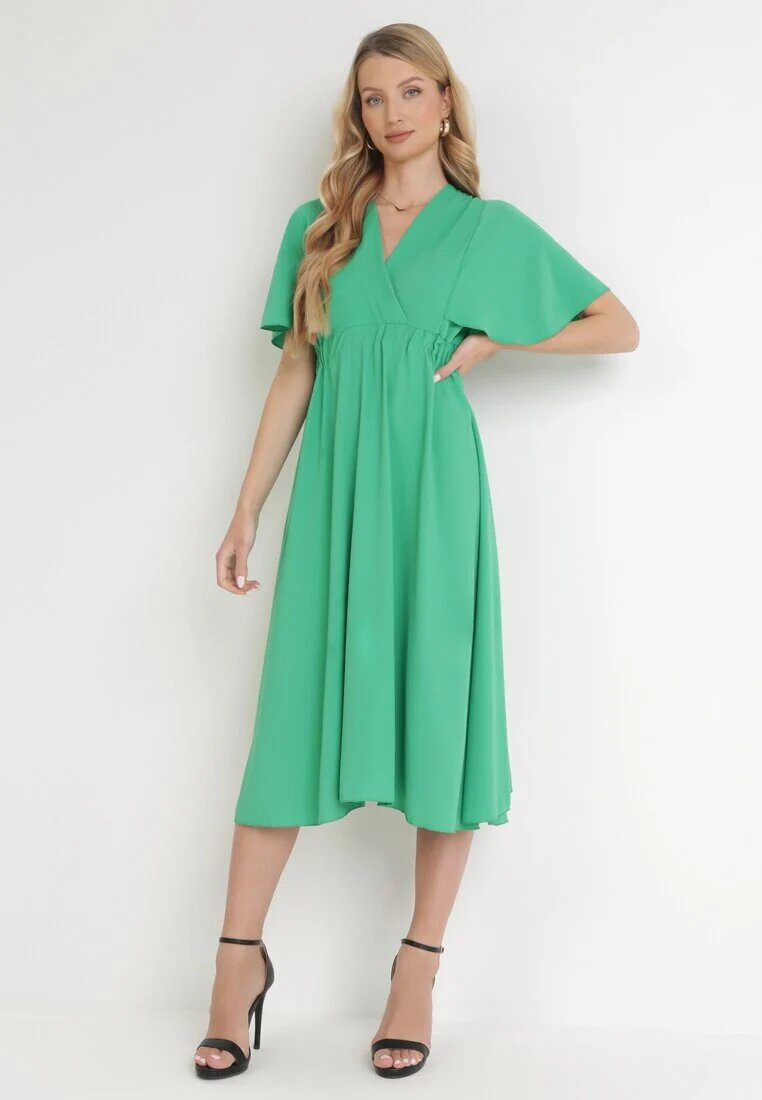 lily rose Rochie Verde Cloș Midi cu Decolteu petrecut și Elastic în Talie Muntani