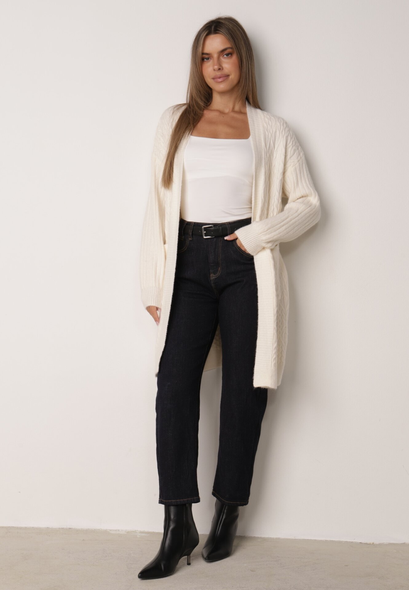 m&d fashion Cardigan cu croi lung și împletituri Lerlit Bej deschis