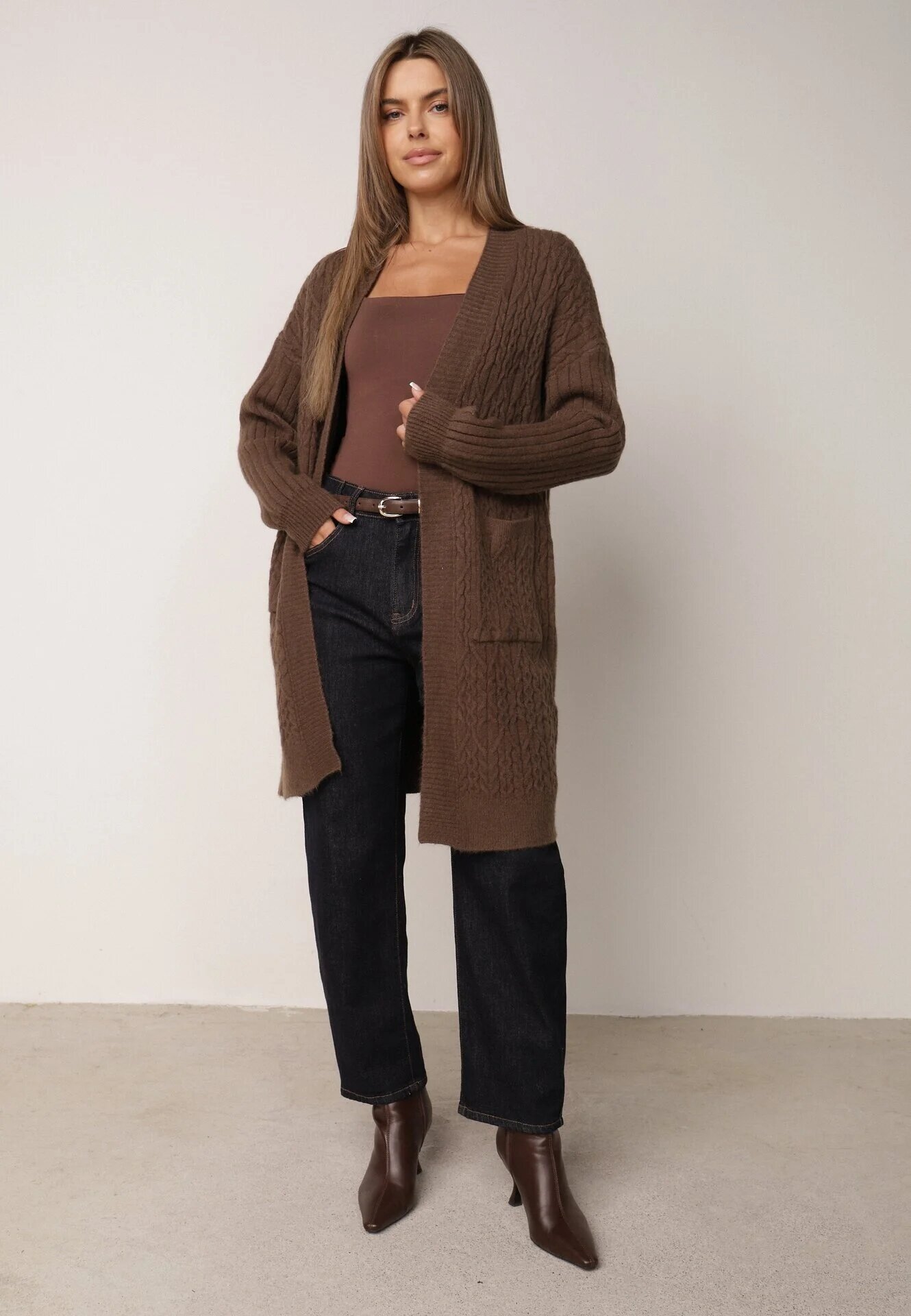 m&d fashion Cardigan cu croi lung și împletituri Lerlit Maro