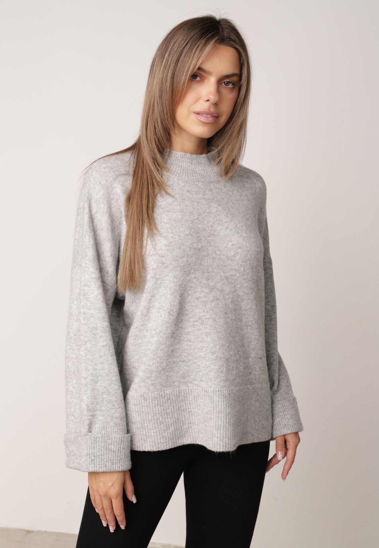 m&d fashion Pulover oversize cu adaos de lână cu guler înalt și manșete întoarse Jalowia Gri