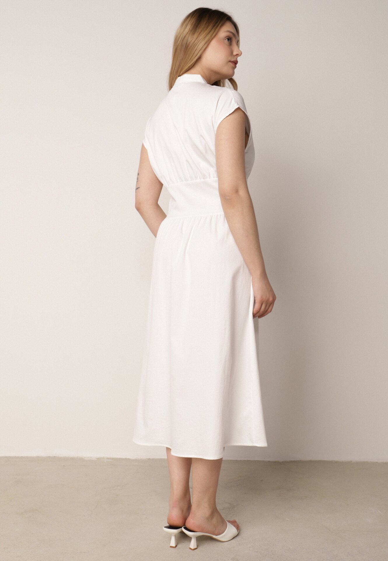 m&d fashion Rochie Albă