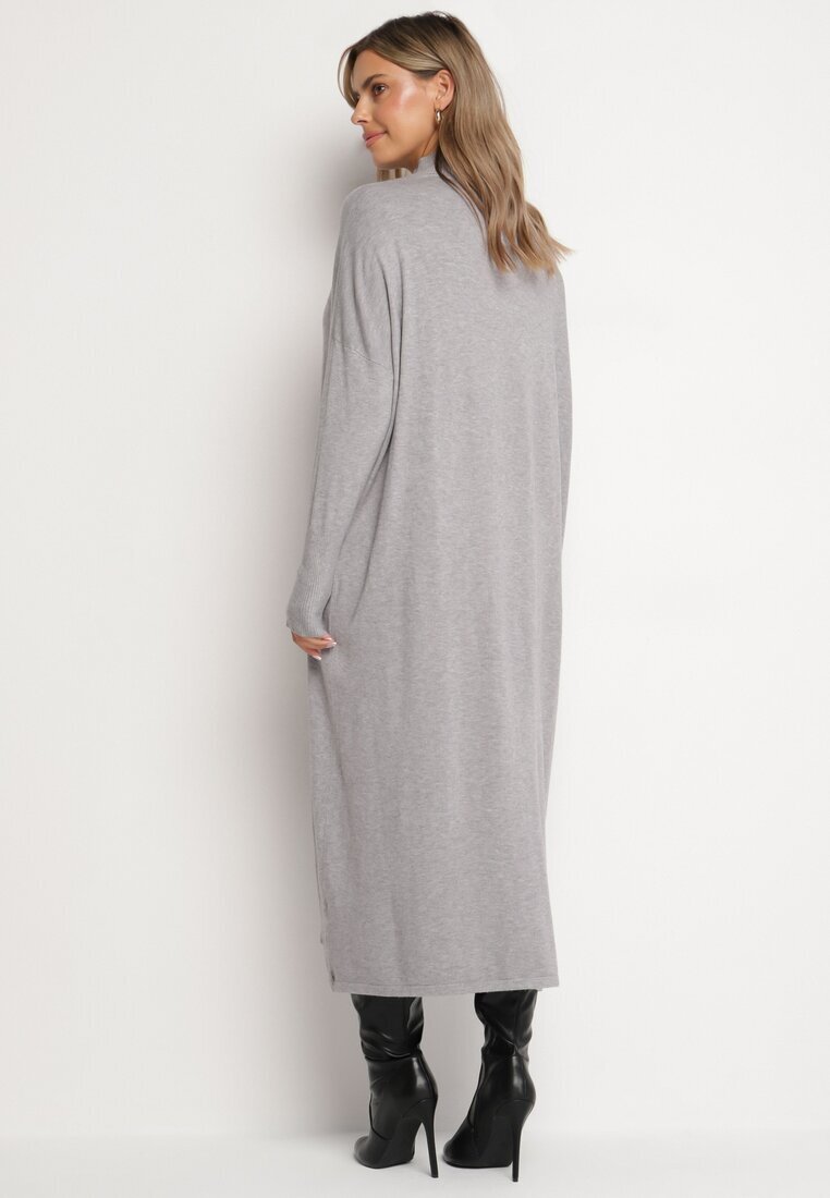 m&d fashion Rochie Pulover Gri deschis cu Guler înalt și Vâscoză cu Croi tip cutie Alirinna