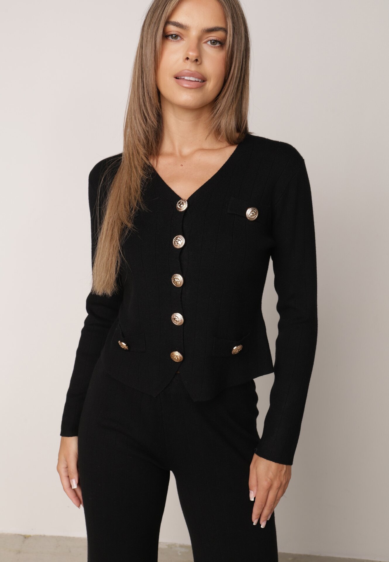 m&d fashion Set elegant din tricot reiat cu vâscoză cardigan cu decolteu în V și pantaloni Denorra Negru