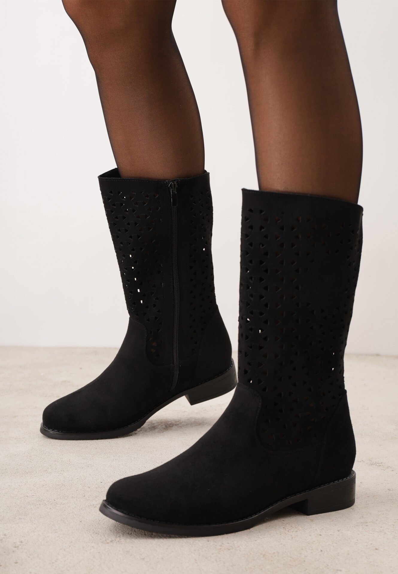 m.daszynski Botine Negre