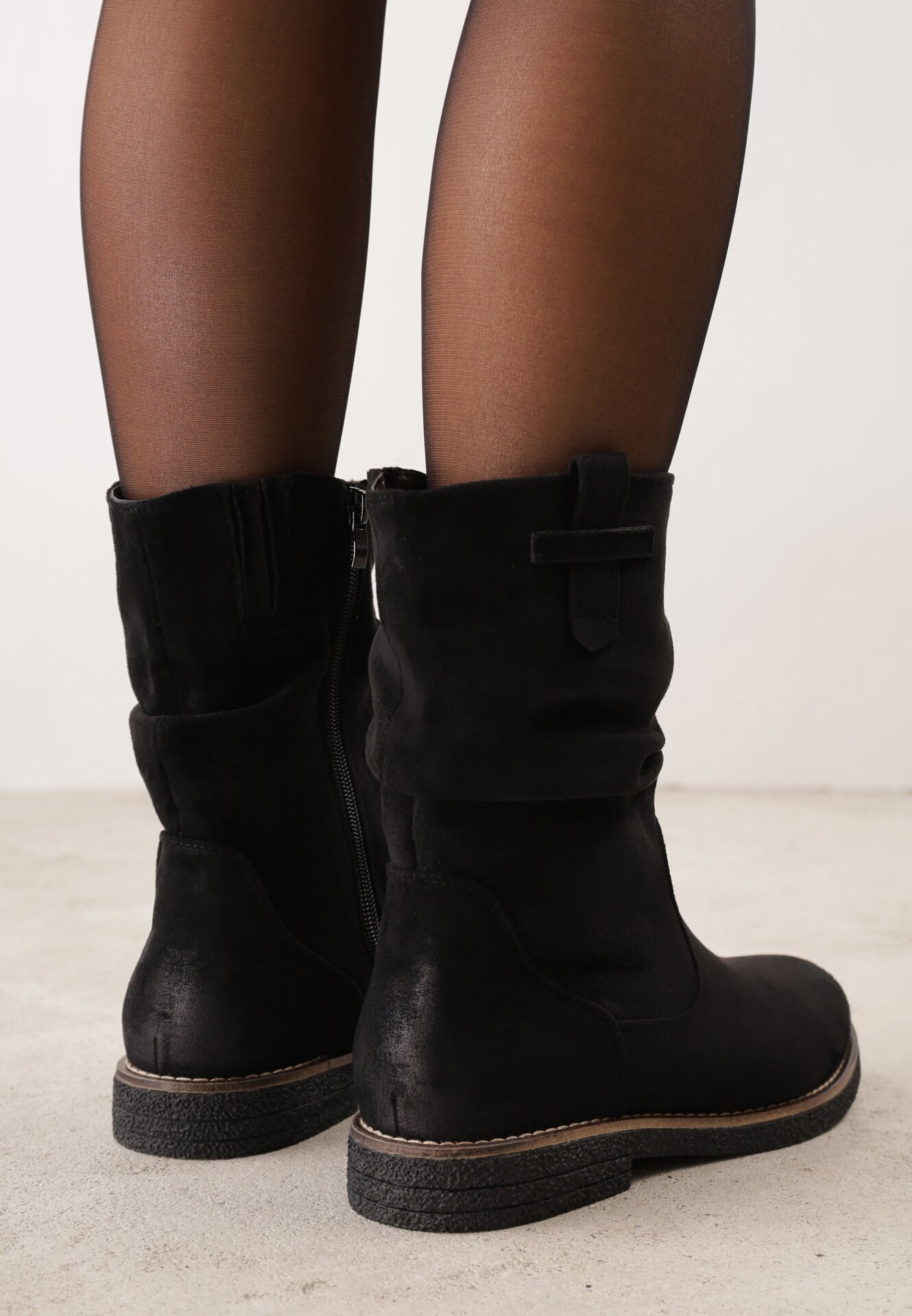 m.daszynski Botine Negre