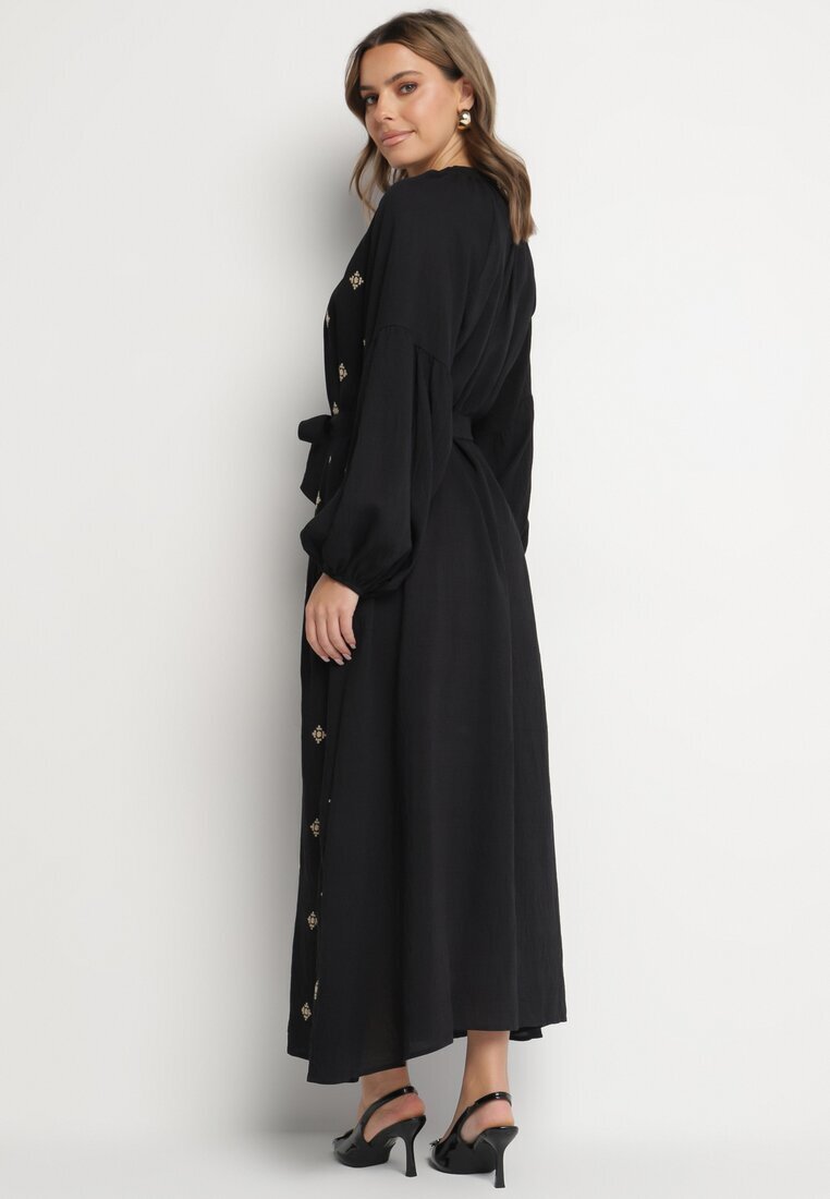 maja studio Rochie Neagră din Vâscoză cu Croi Oversize cu Broderie Decorativă Naleniel