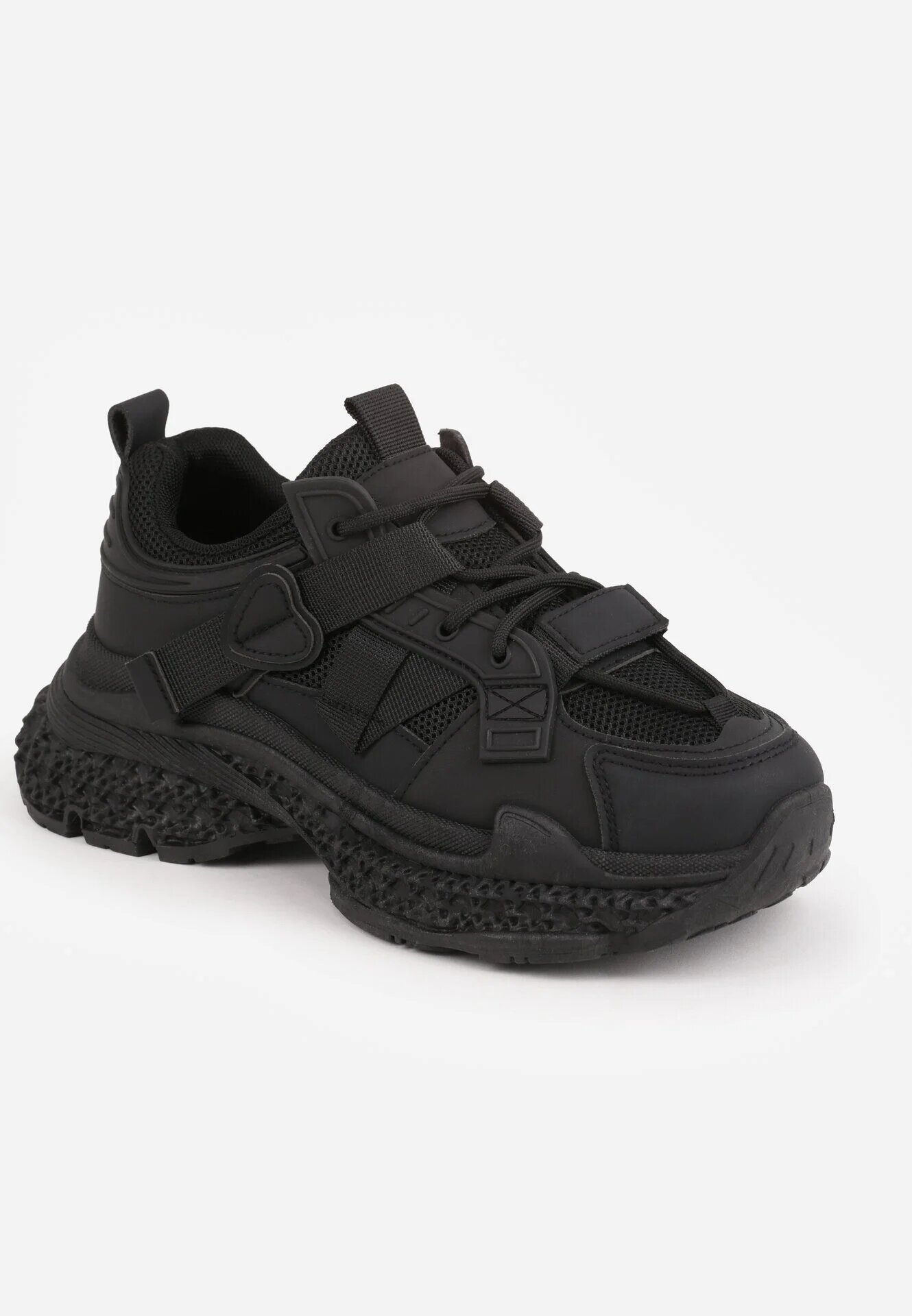 marquiiz Sneakers pe talpă groasă cu embosări și aplicație în formă de inimă Farina Negri