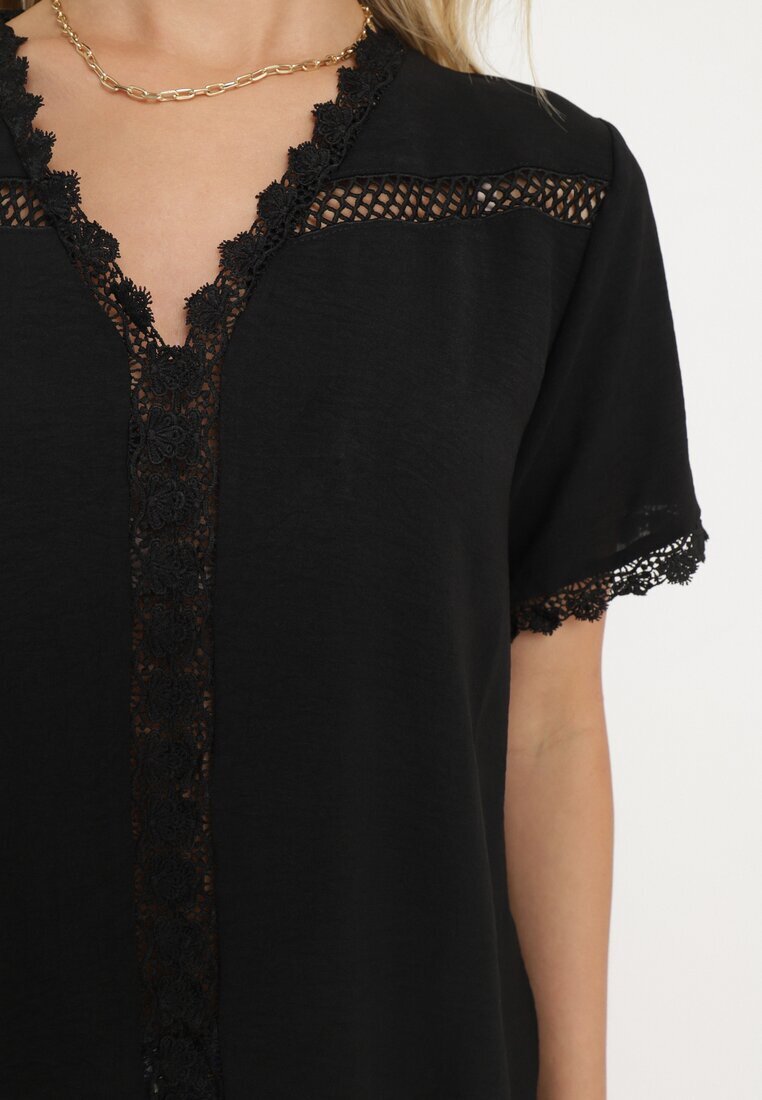 melya by melody Bluză Neagră cu Mânecă Scurtă cu Decolteu Triunghiular și Broderie Decorativă Frevia
