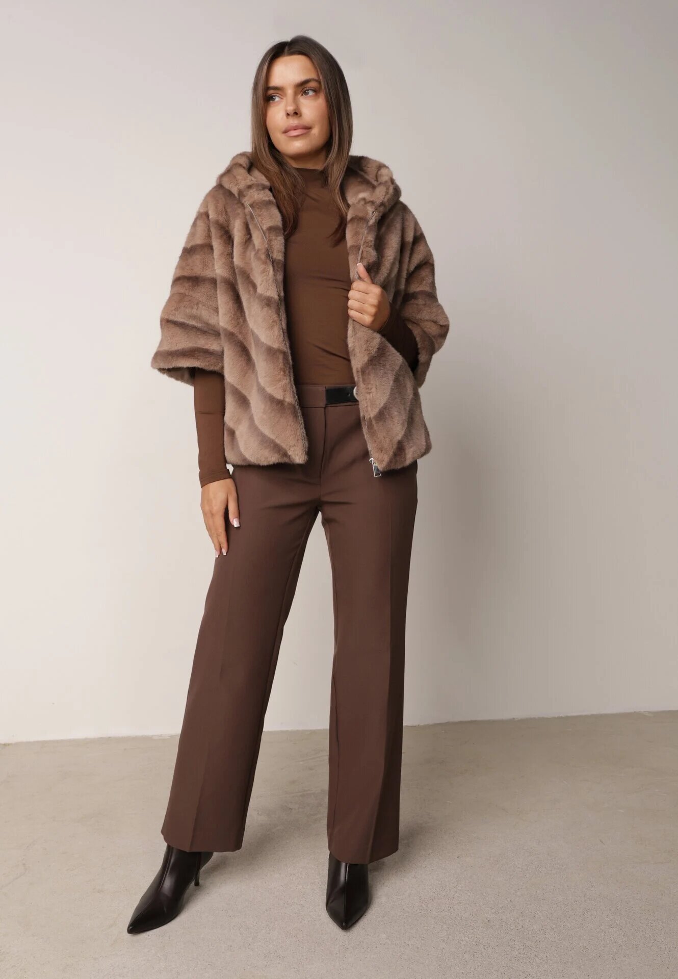 melya by melody Geacă Blană Bej Oversize cu Glugă și Mâneci 3/4 Idanne