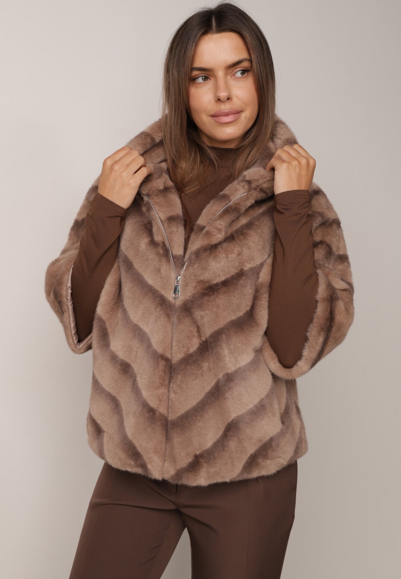 melya by melody Geacă Blană Bej Oversize cu Glugă și Mâneci 3/4 Idanne