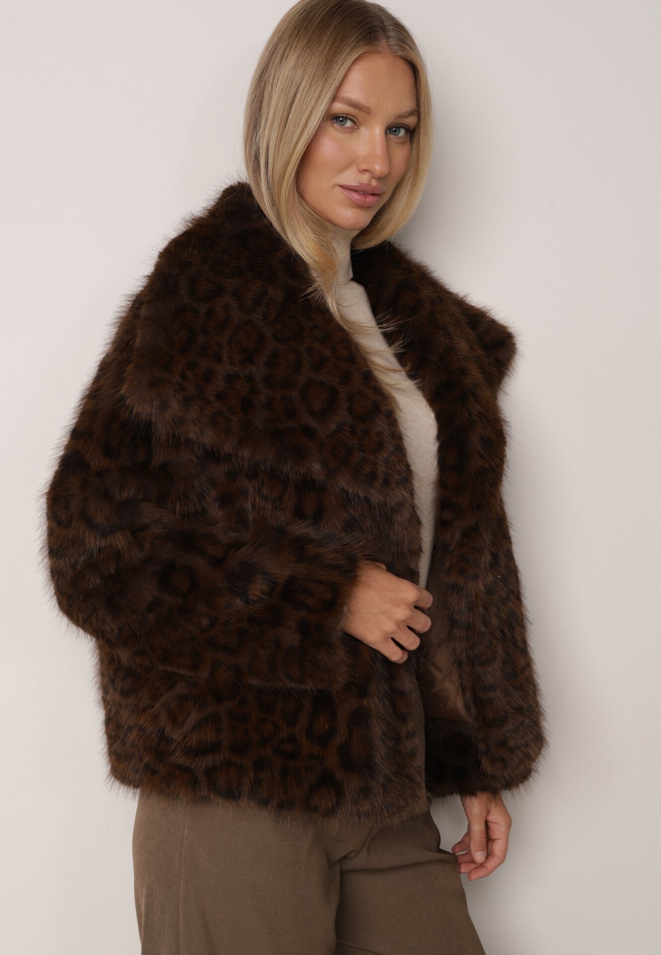 melya by melody Geacă Maro Blăniță cu imprimeu leopard cu buzunare oblice Nelaella