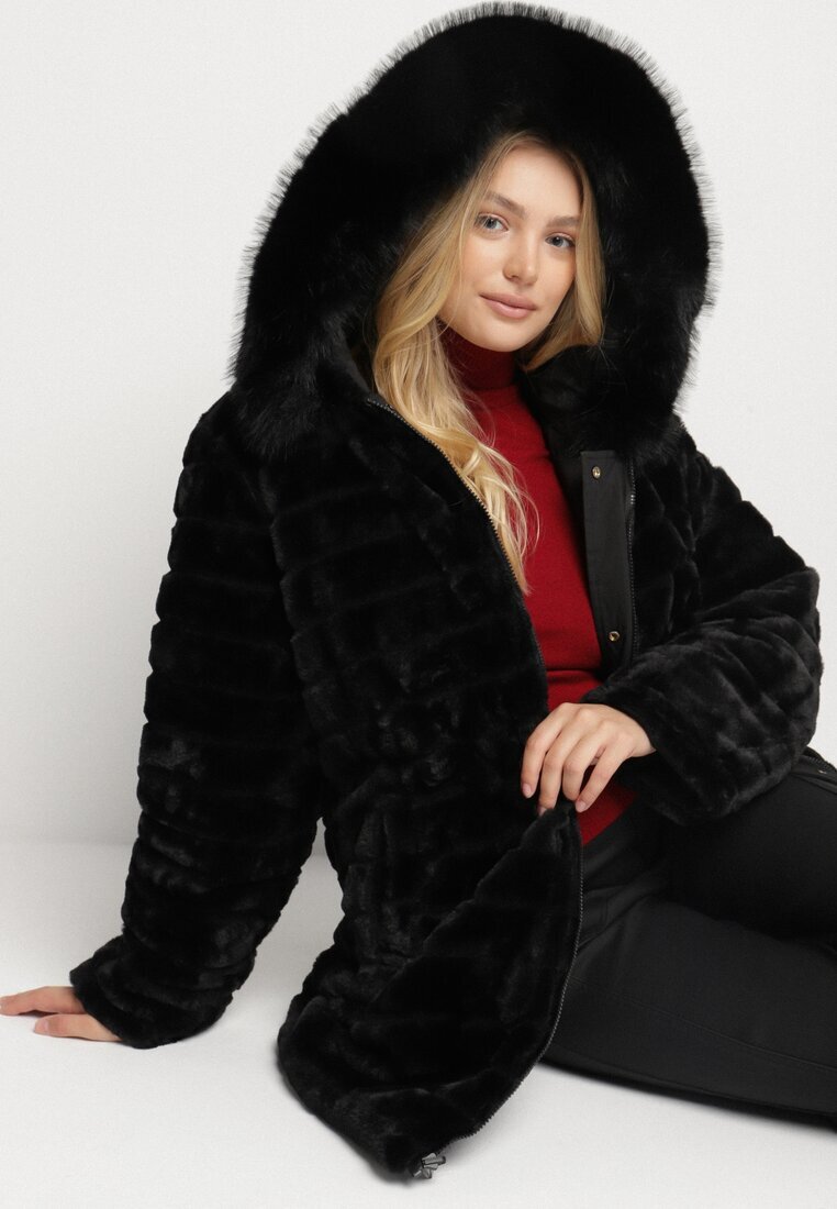 melya by melody Geacă Neagră Reversibilă de Blană cu Glugă și Matlasată Falerina