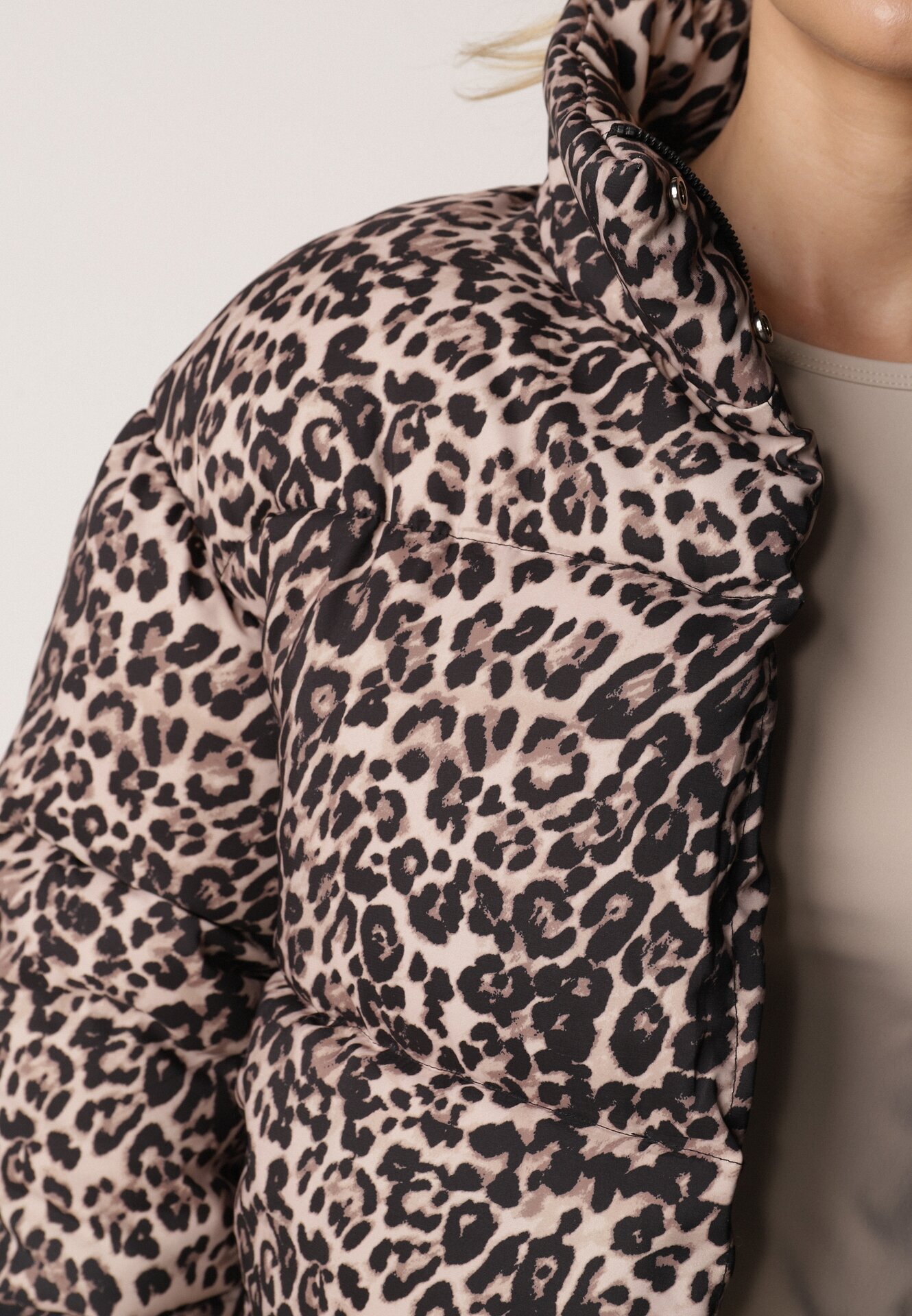 melya by melody Jachetă Scurtă Matlasată Maro cu Leopard Finisată cu manșete elastice Ivinia