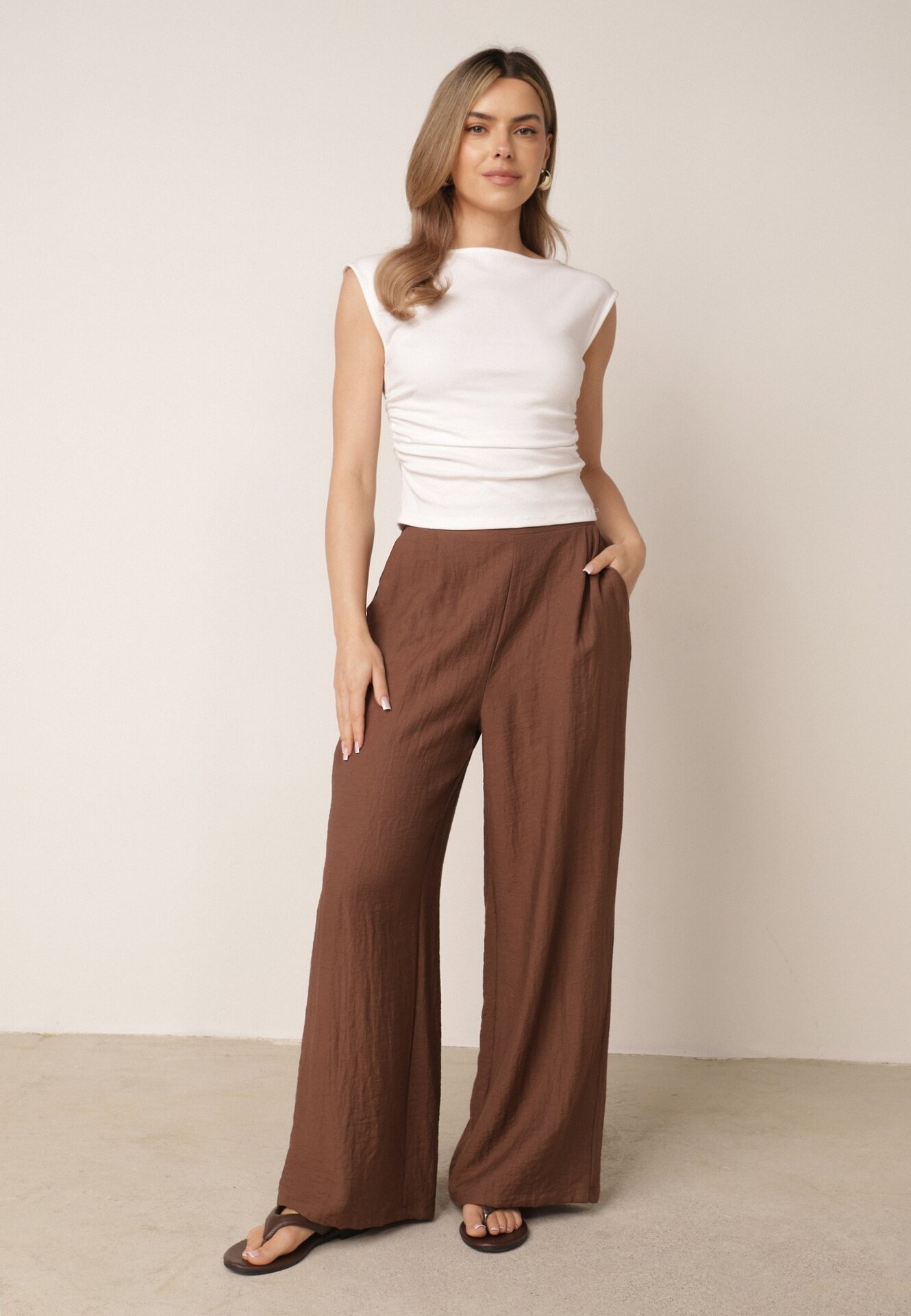 melya by melody Pantaloni casual structurali largi cu talie înaltă Sofede Maro