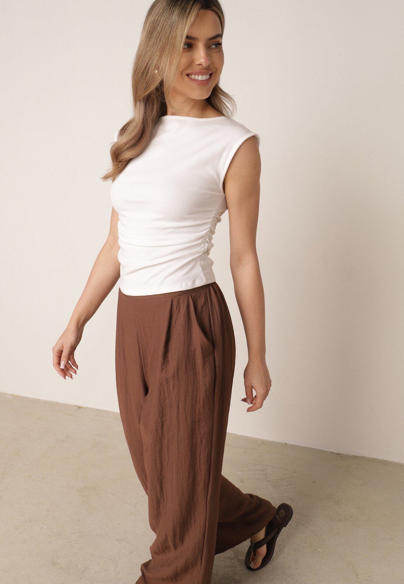 melya by melody Pantaloni casual structurali largi cu talie înaltă Sofede Maro