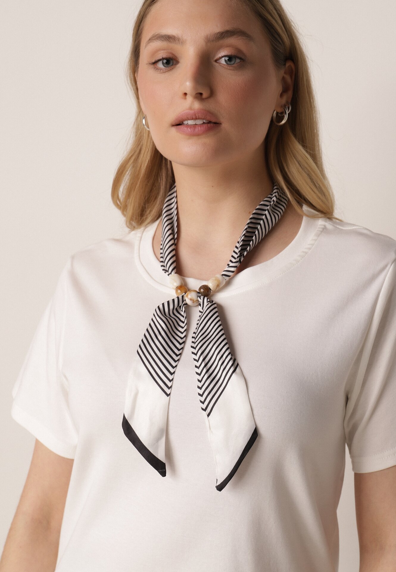 melya by melody T-shirt Alb