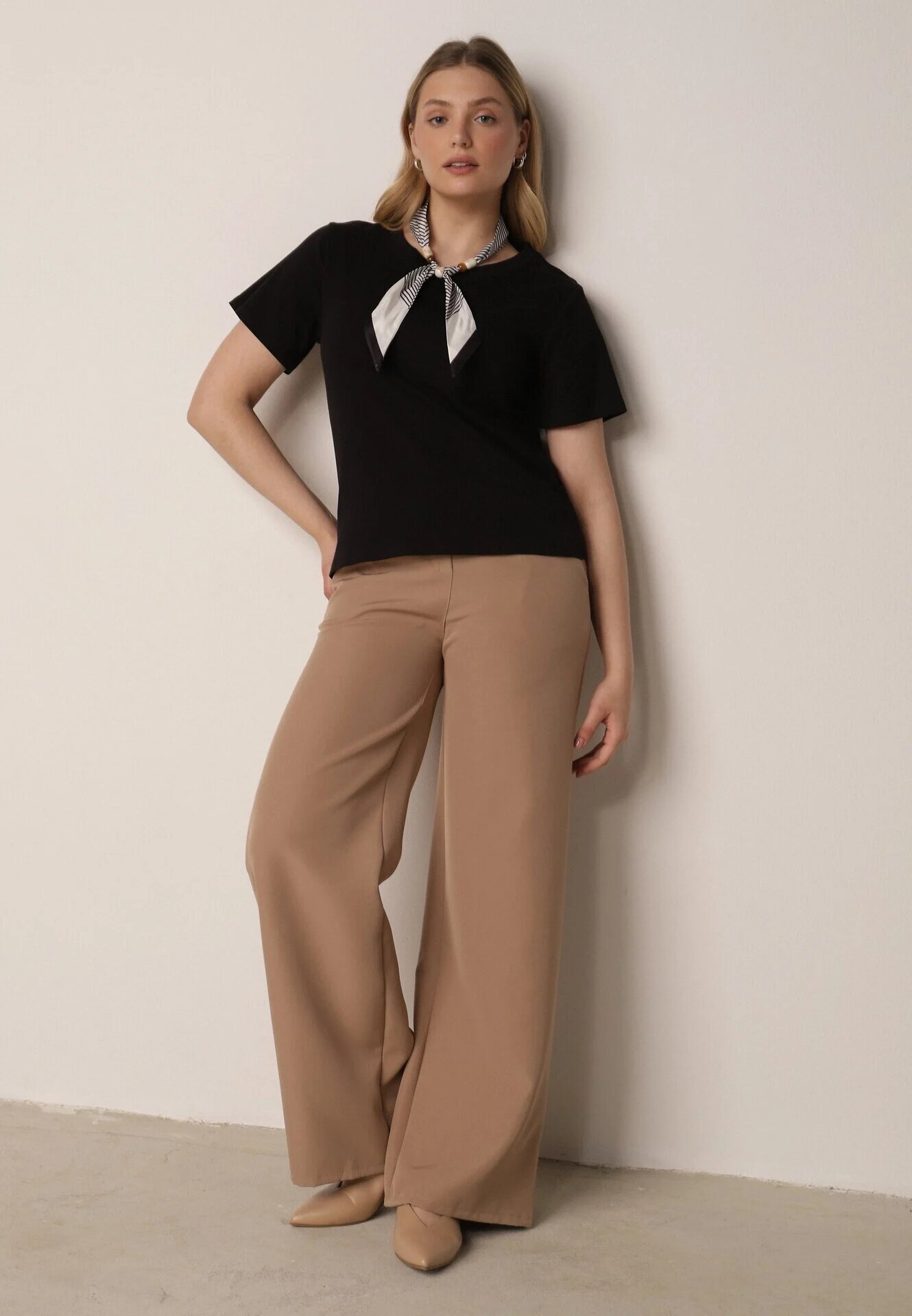 melya by melody T-shirt Negru