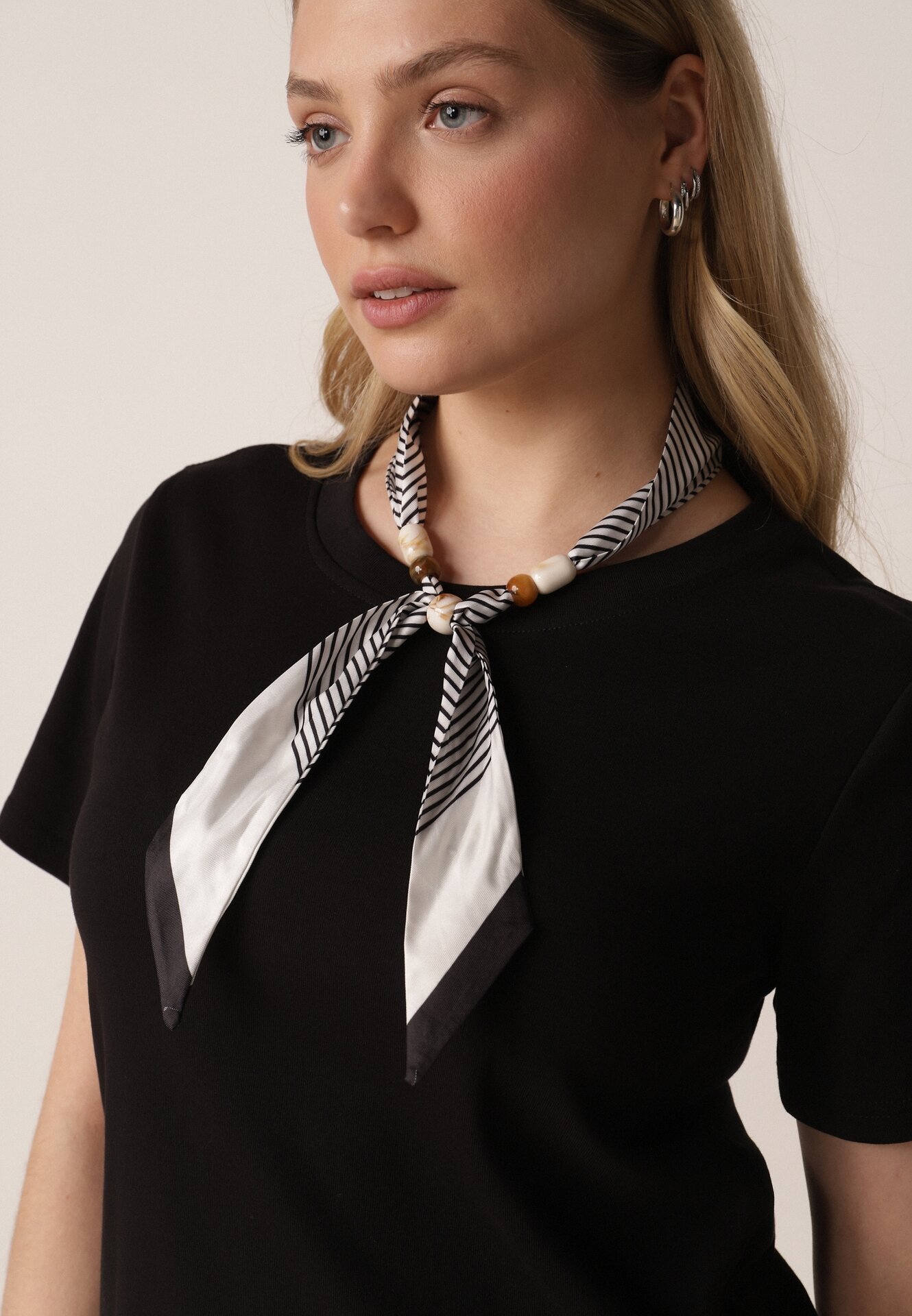melya by melody T-shirt Negru