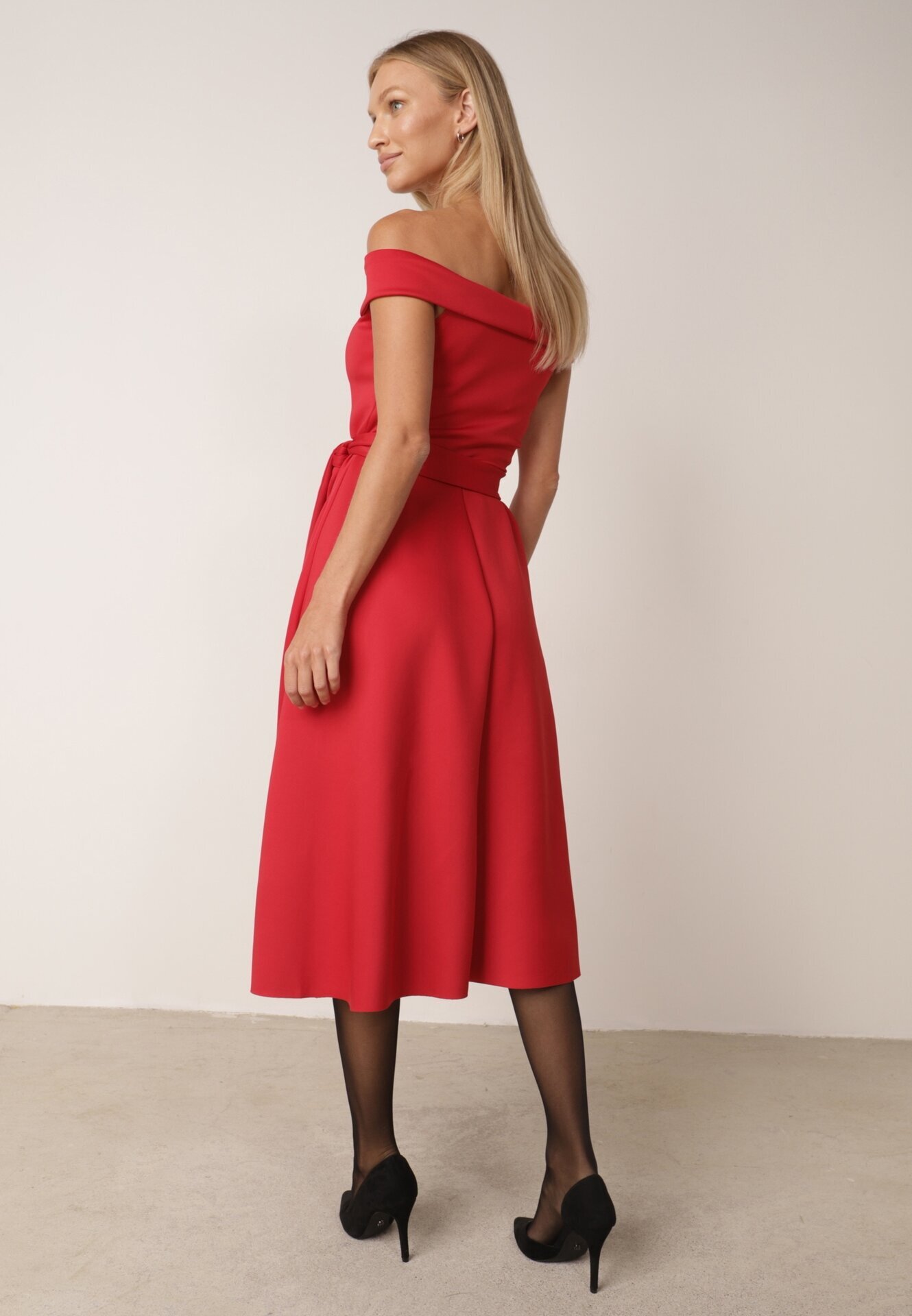 messaya Rochie roșie elegantă cu umerii goi și curea din material Xaelia