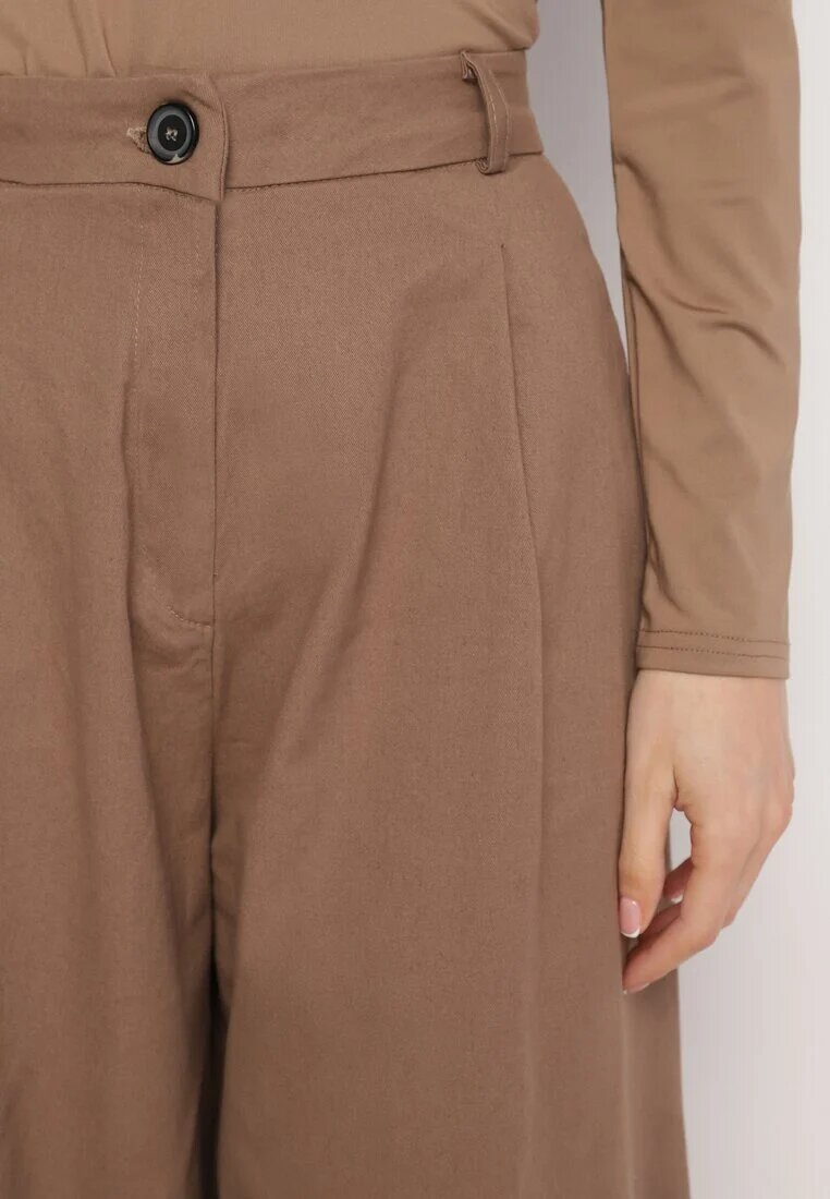 miss poem Pantaloni Maro deschis de bumbac cu talie înaltă și croială largă decorați cu lănțișor Derirra