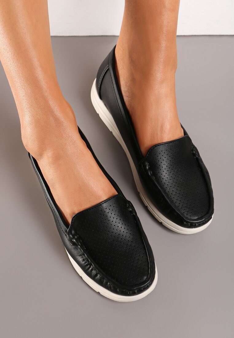  Mocasini Clasici Slip-on Negri pe Talpă Plată cu Perforații Vexalia