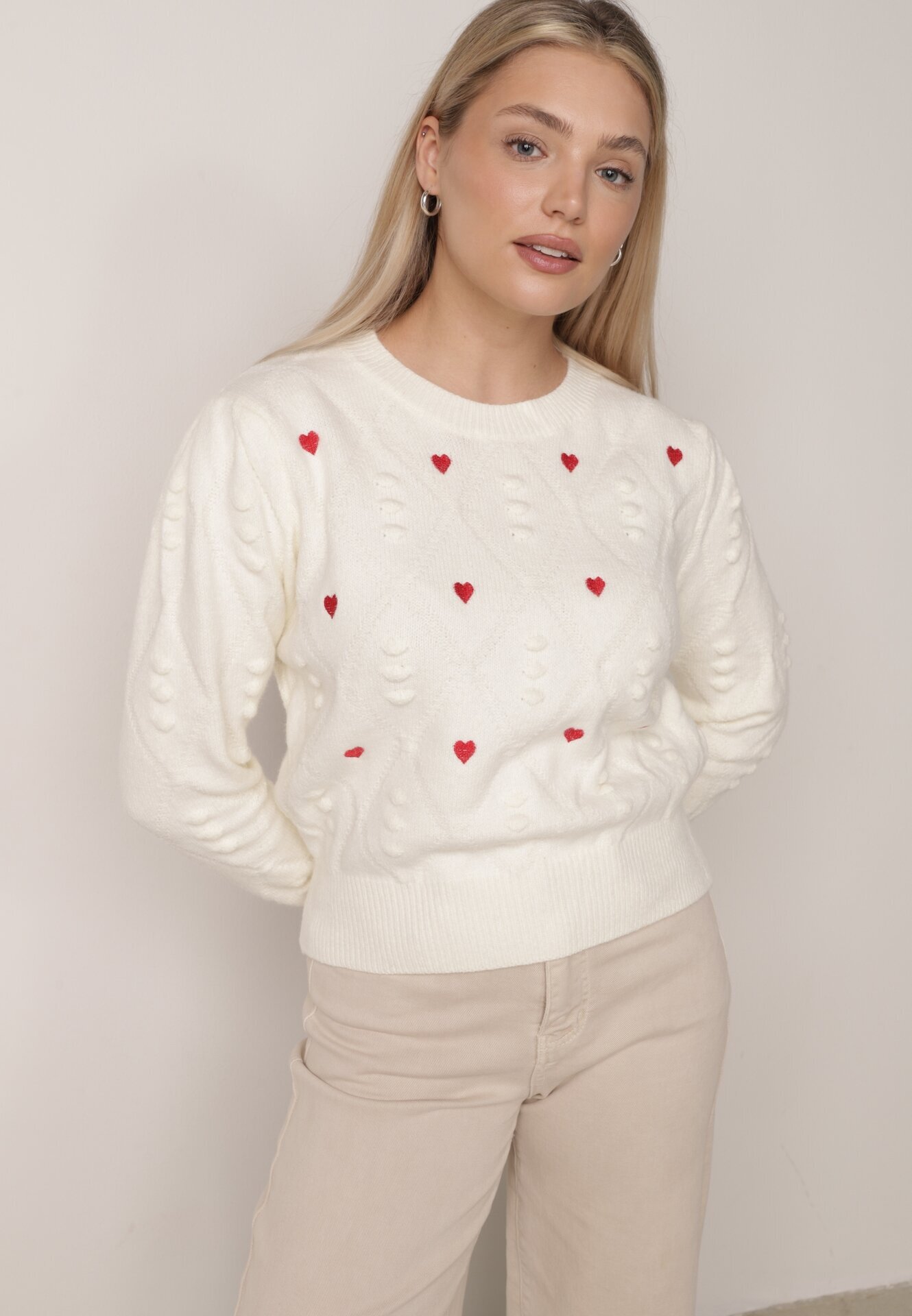 moni&co Pulover Bej cu Fason Clasic și Broderie Decorativă Aggela