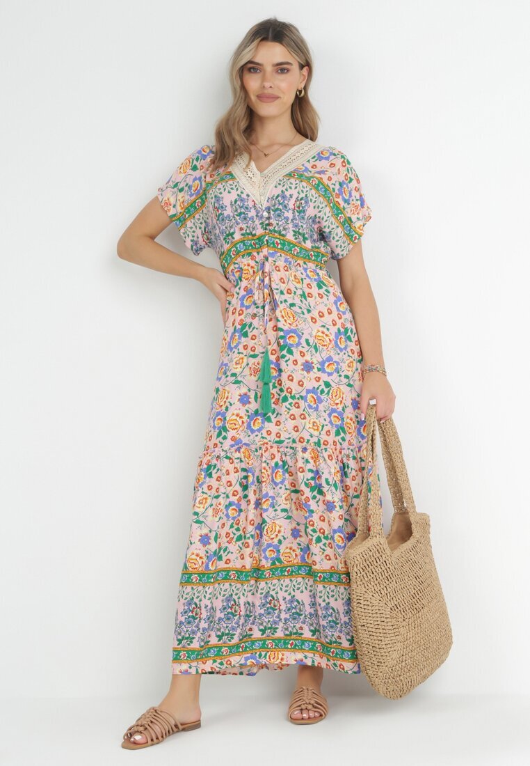 moni&co Rochie Roz-Albastră Maxi cu nasturi și decolteu din dantelă Cristyn