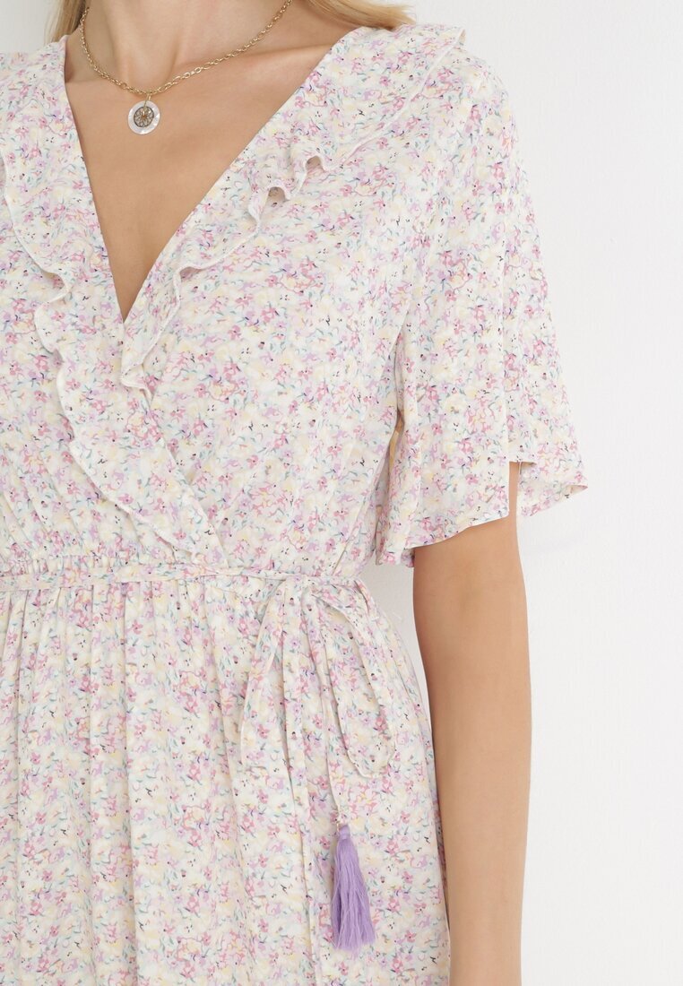 moni&co Rochie Roz-Mentă cu elastic în talie și decolteu petrecut cu volane Kyphine