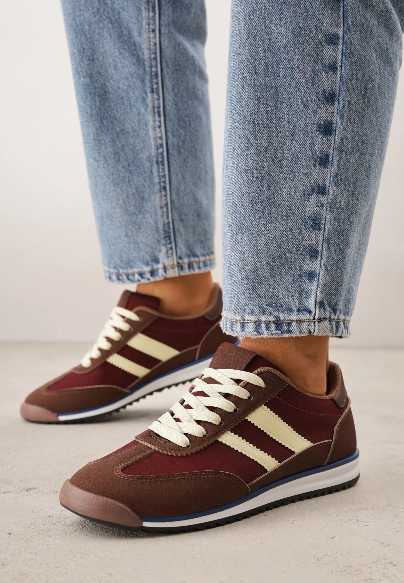 mulanka Adidași Maro cu Model Geometric Jannata