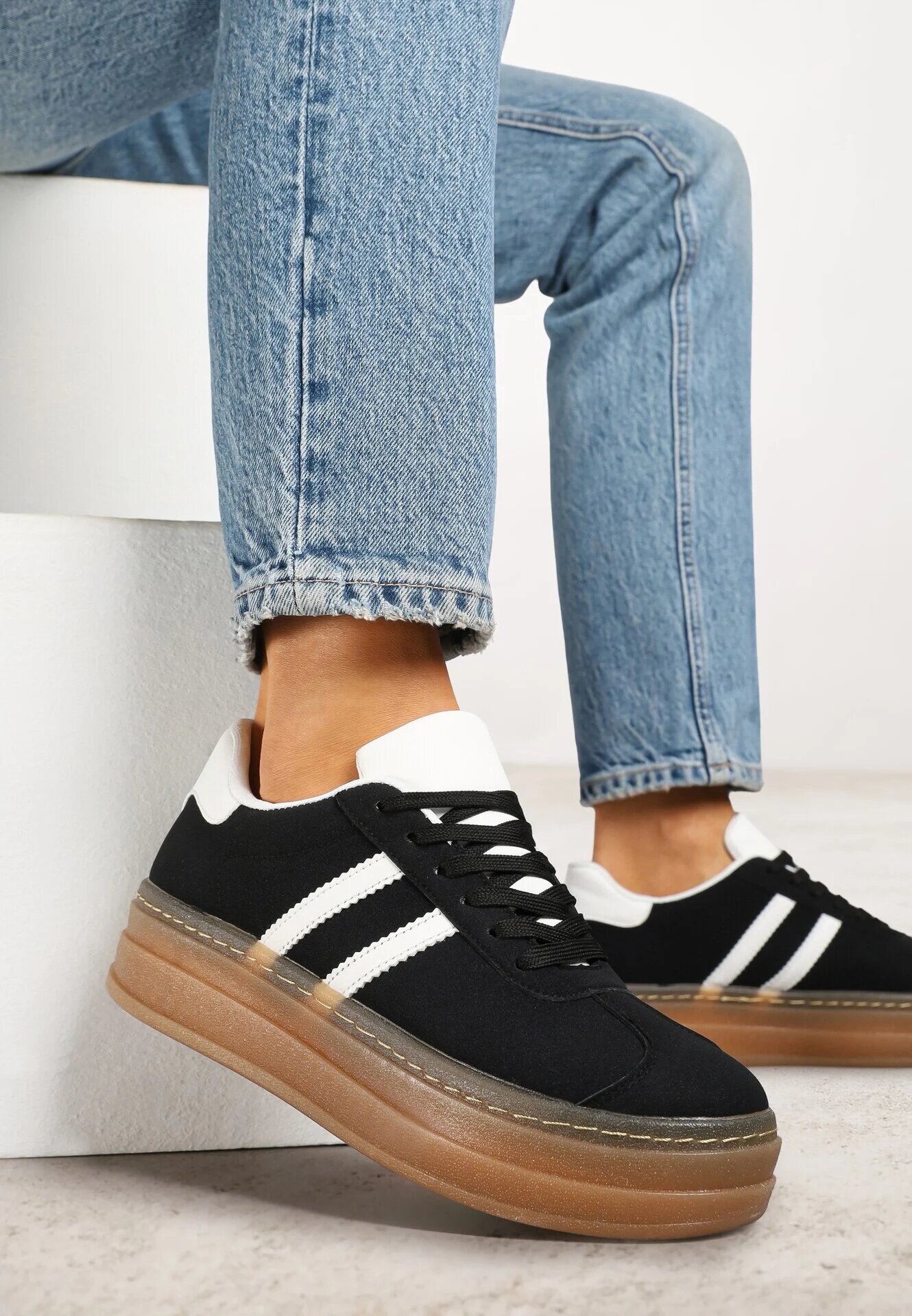 mulanka Sneakers negri pe talpă groasă cu model decorativ Felimala