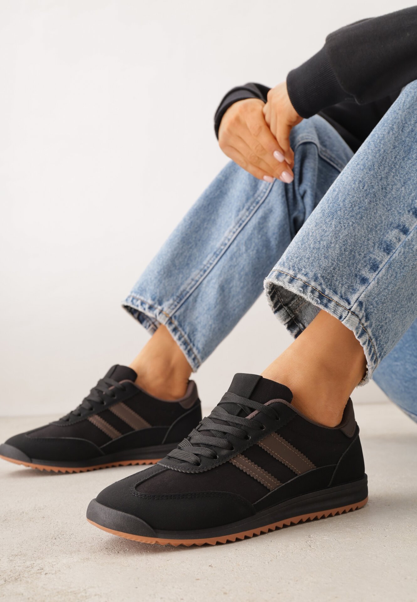 mulanka Sneakersi Negri și Maro cu Motiv Geometric Jannata