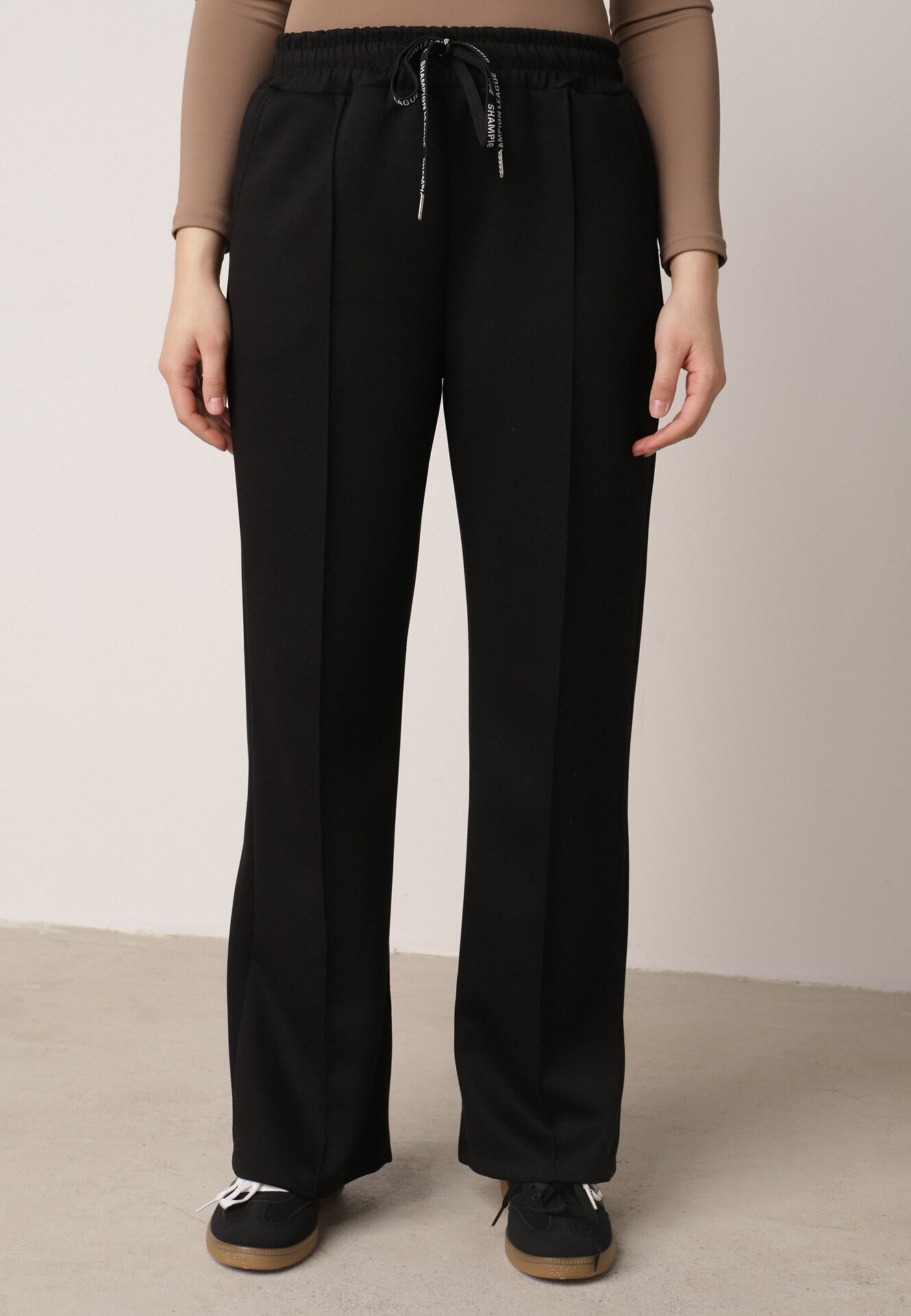 new collection Compleu de trening din bumbac Negru Bluză cu fermoar și Pantaloni Tevrisa