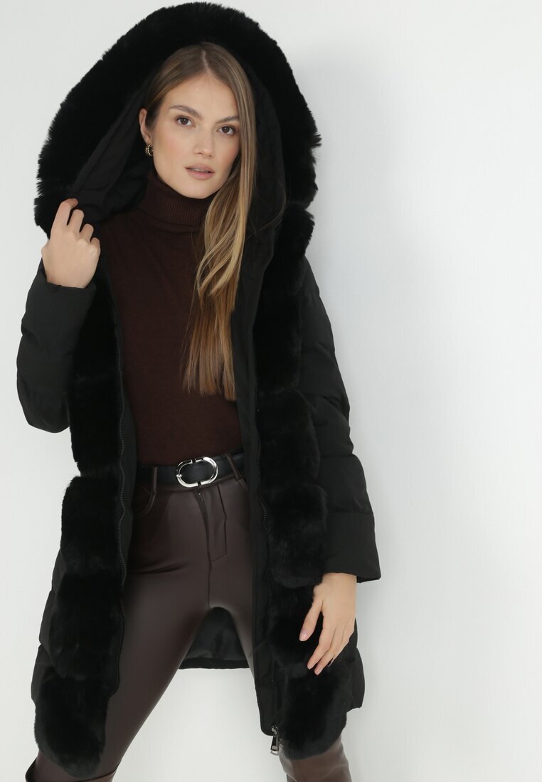 new collection Geacă Neagră Matlasată cu blană Balmo